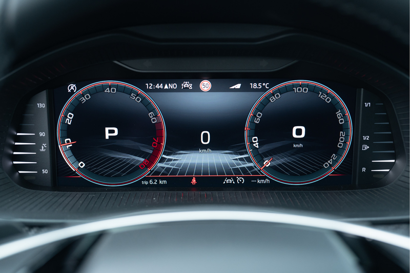 Skoda Kamiq 1.0 TSI Monte Carlo | Pano | Trekhaak | Camera | S — photo 28