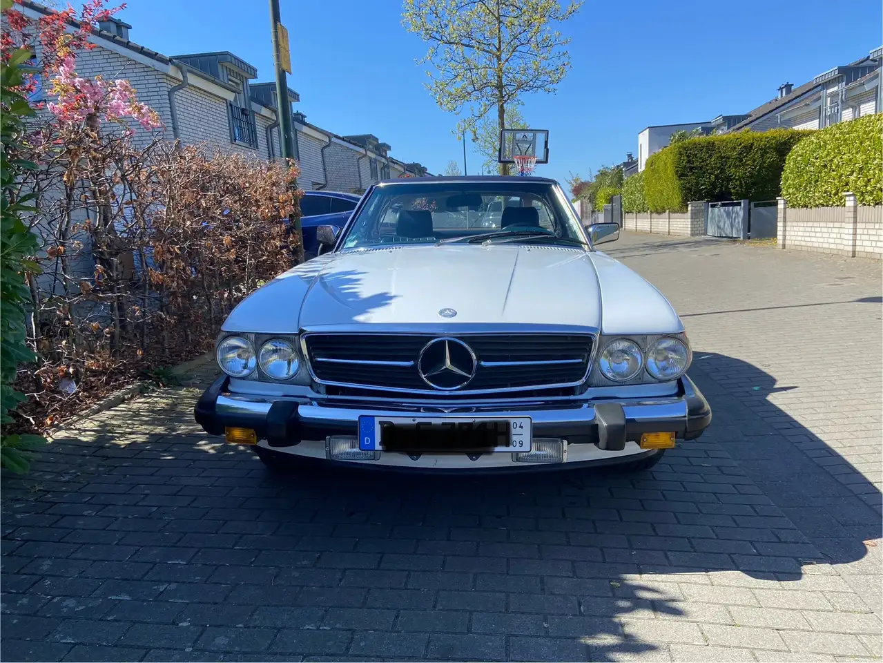 Mercedes-Benz SL 560