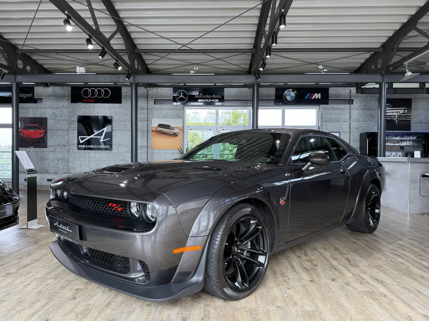 Dodge Challenger R T Scat Pack Widebody*GRAIL ABGAS* Grau - 1
