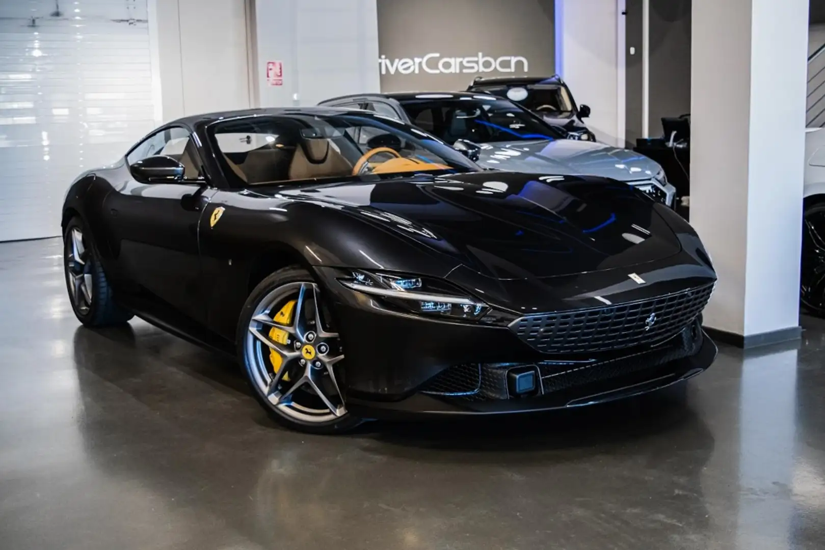 Ferrari Roma Schwarz - 2