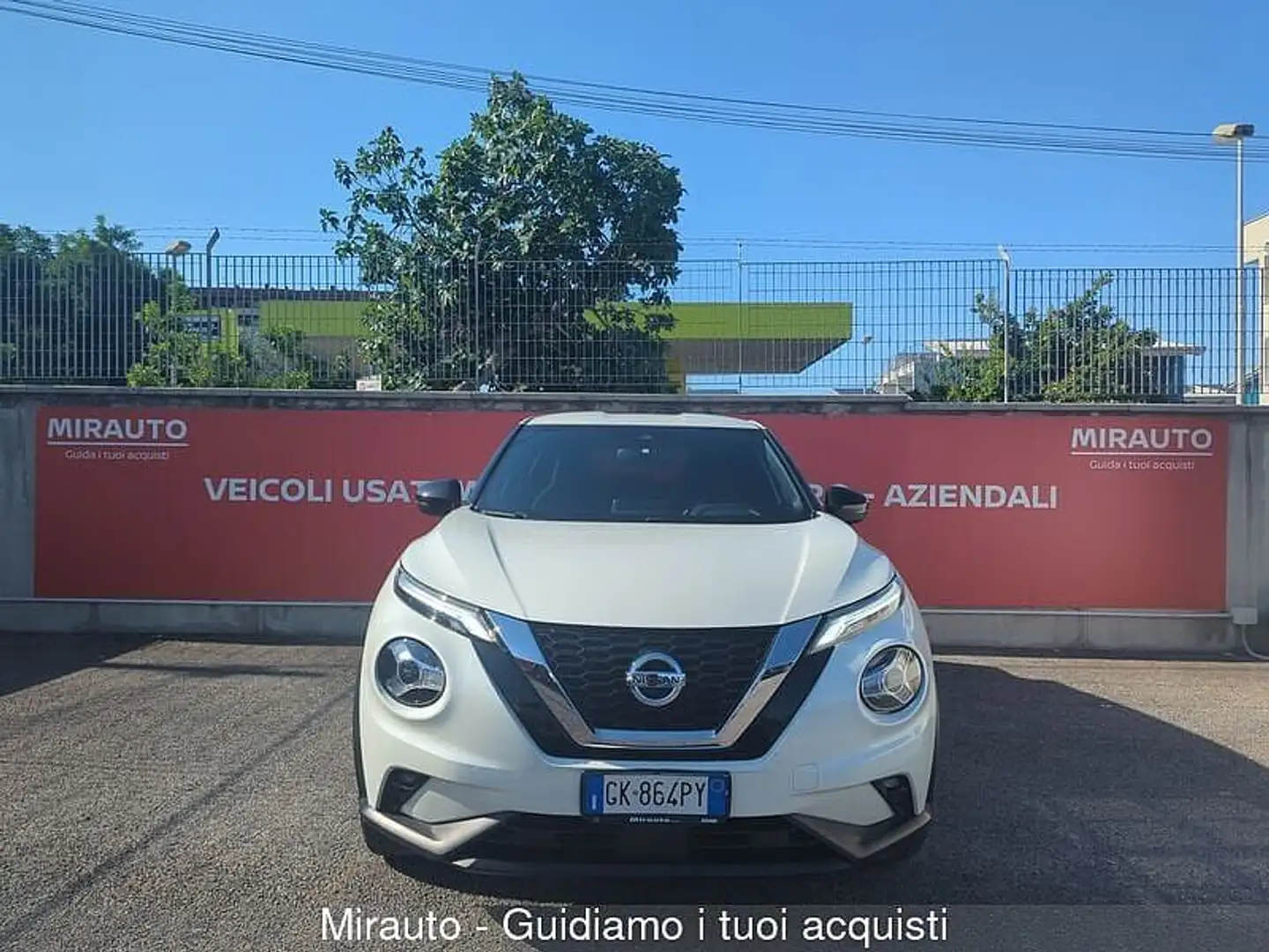 Nissan Juke 2ª serie Juke 1.0 DIG-T 114 CV N-Connecta Weiß - 2
