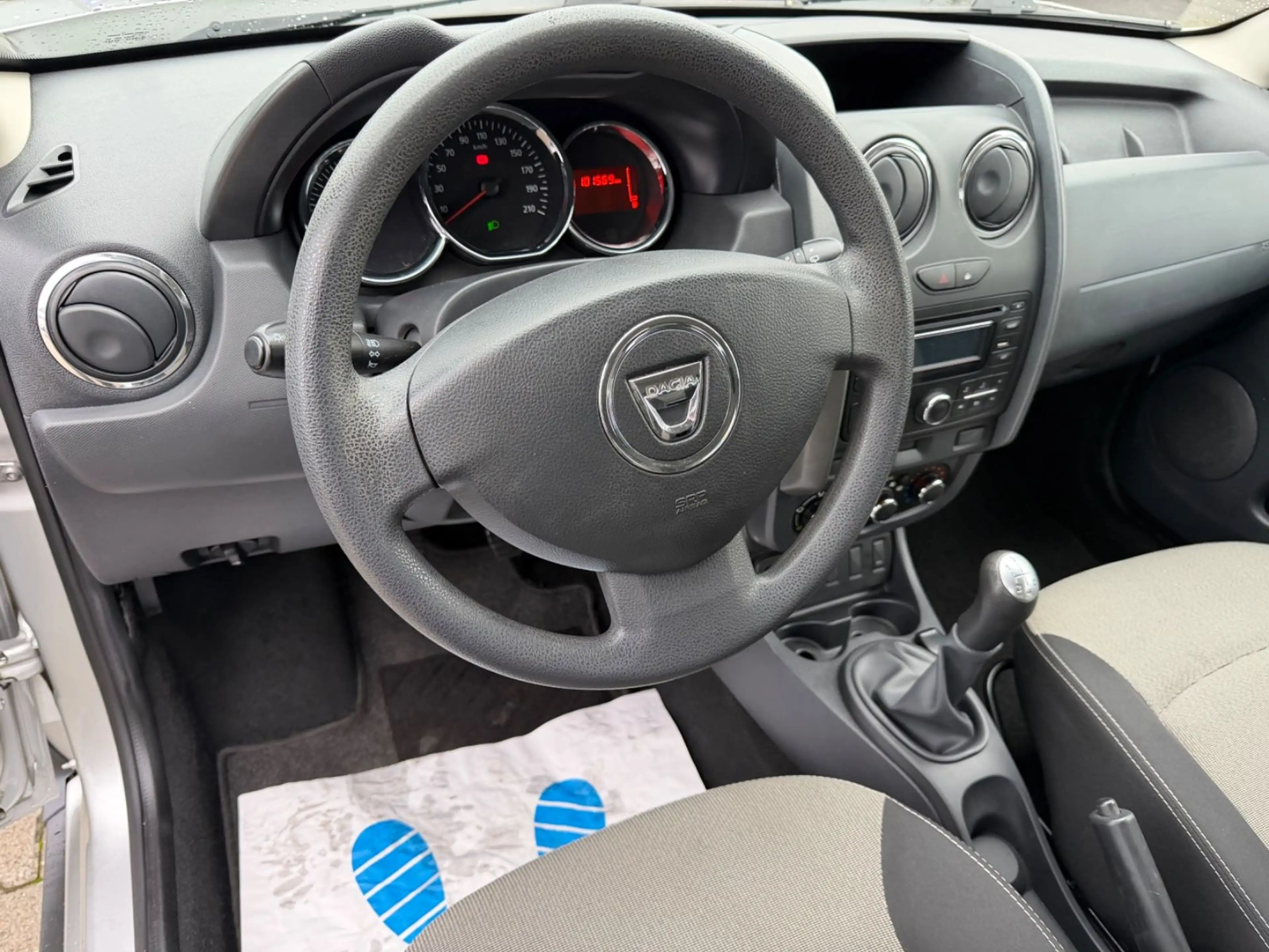 Dacia Duster I Ice 4x2 — photo 14