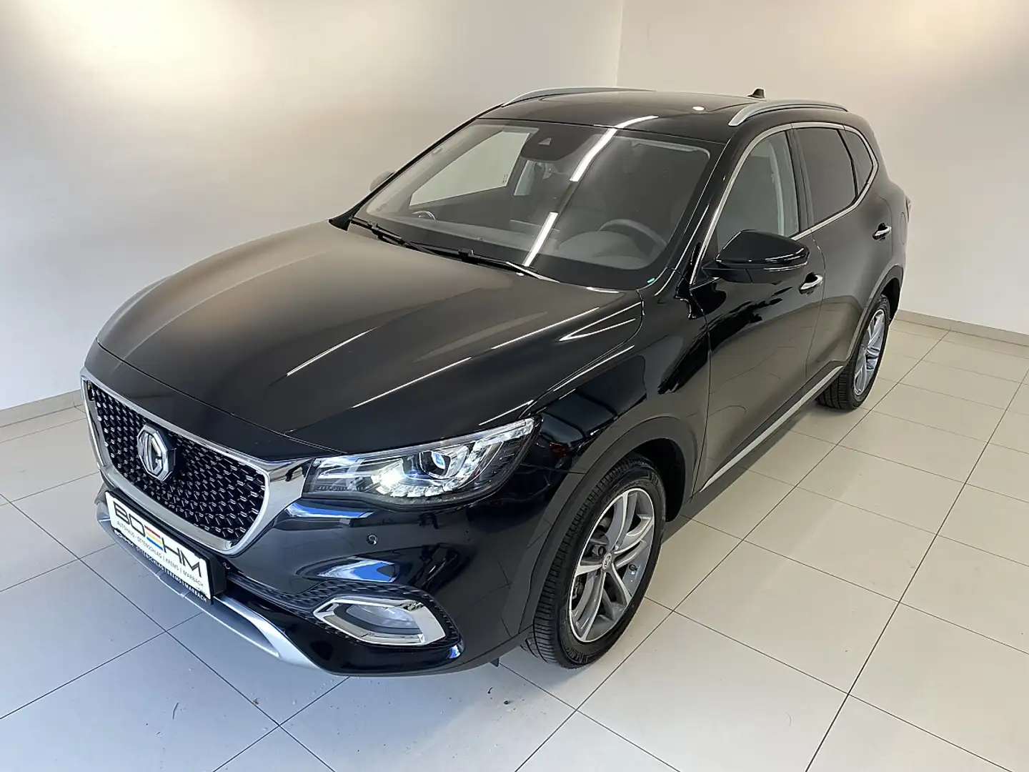 MG EHS 1,5T GDI PHEV Luxury Aut. Anhängelast 1500 kg, ... Schwarz - 1