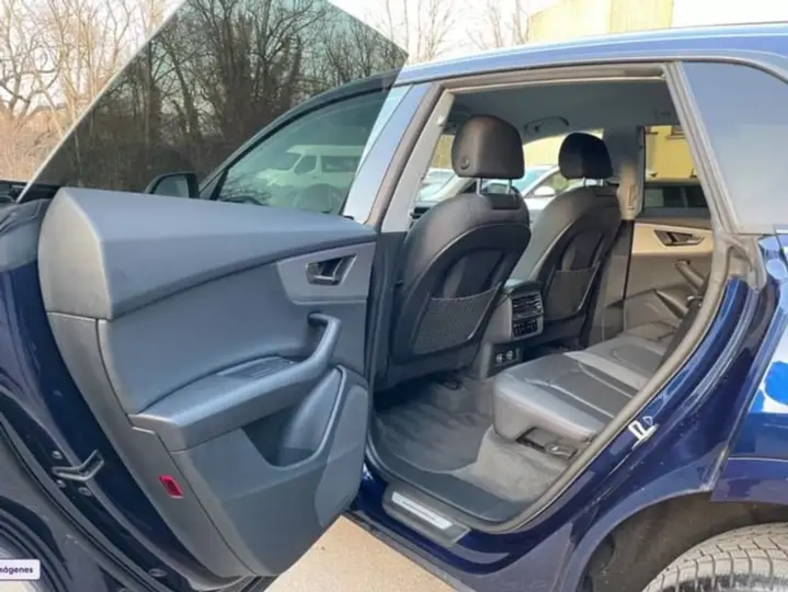 Audi Q8 2019, foto 11