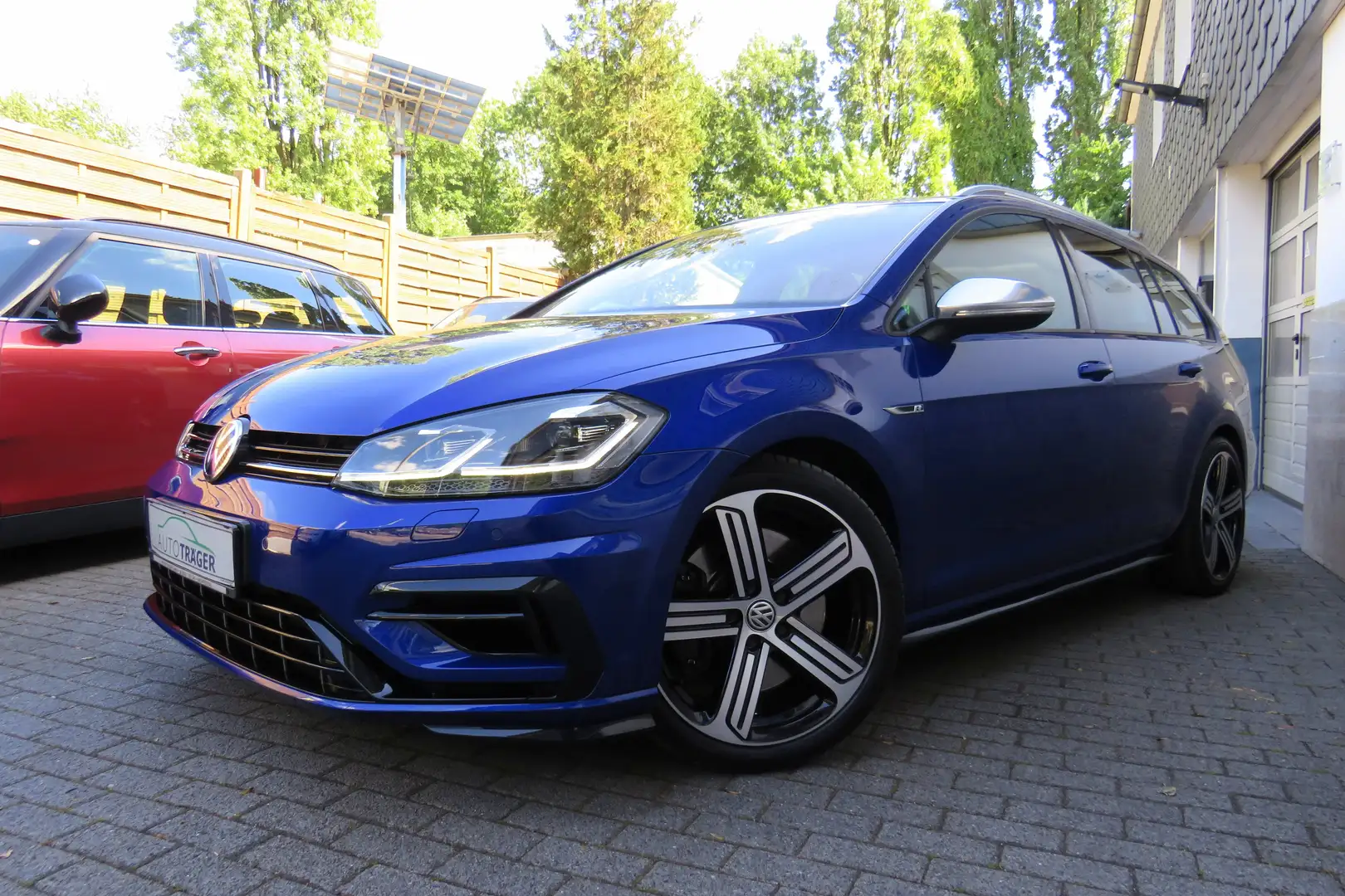 Volkswagen Golf Variant R BMT 4Motion //Keyless/AppConnect/Navi/LED/H&R Blau - 2