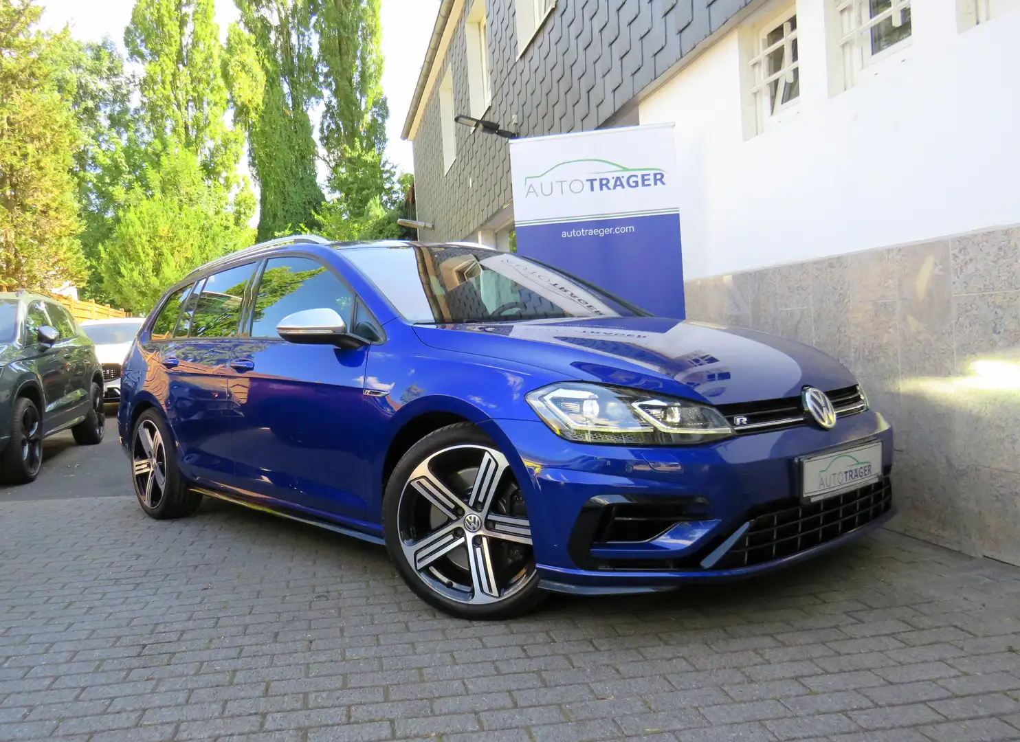 Volkswagen Golf Variant R BMT 4Motion //Keyless/AppConnect/Navi/LED/H&R Blau - 1