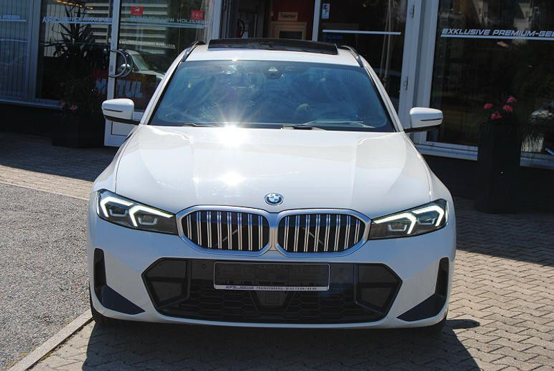 BMW 330 e A Touring M Sport.ACC.Pano.HUD.Drive. — photo 2