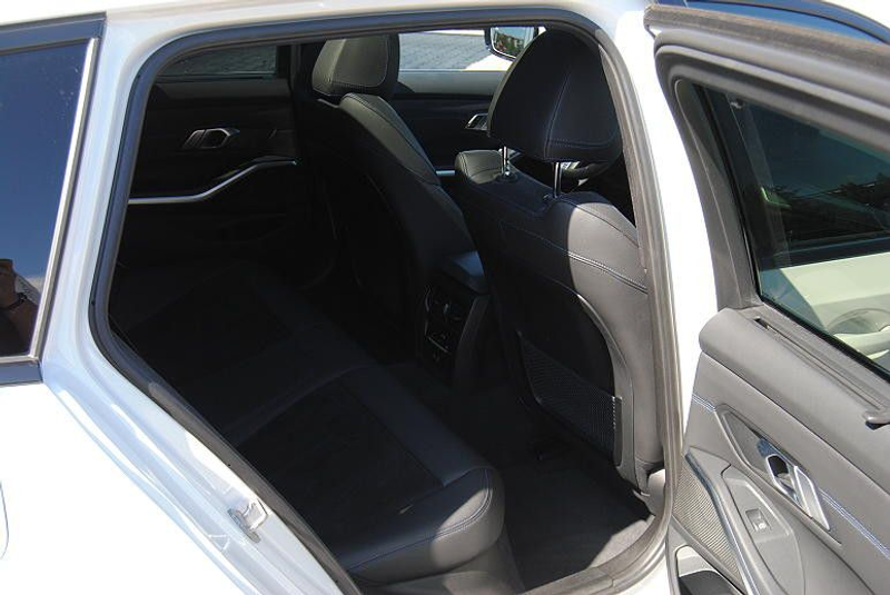 BMW 330 e A Touring M Sport.ACC.Pano.HUD.Drive. — photo 7