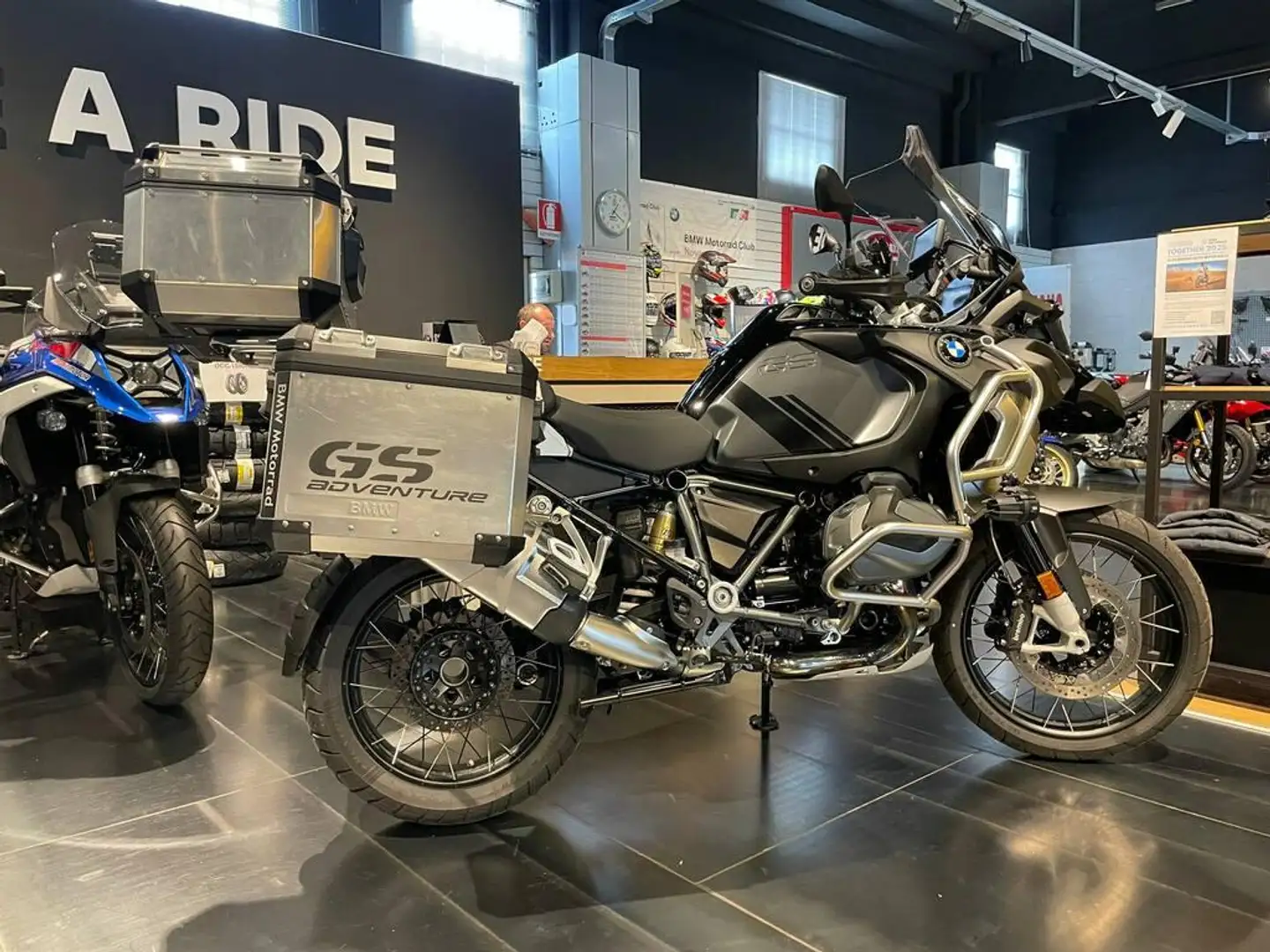 BMW R 1250 GS Adventure Abs my21 Schwarz - 1