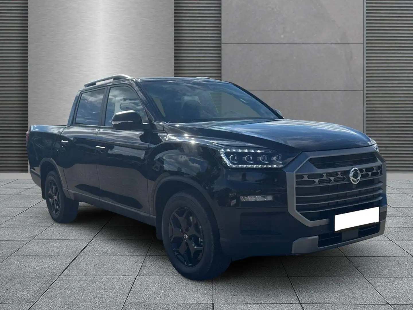 SsangYong Musso Grand Black Line 3,5t Anhängelast 2,2 e-Xdi 149... Negru - 1