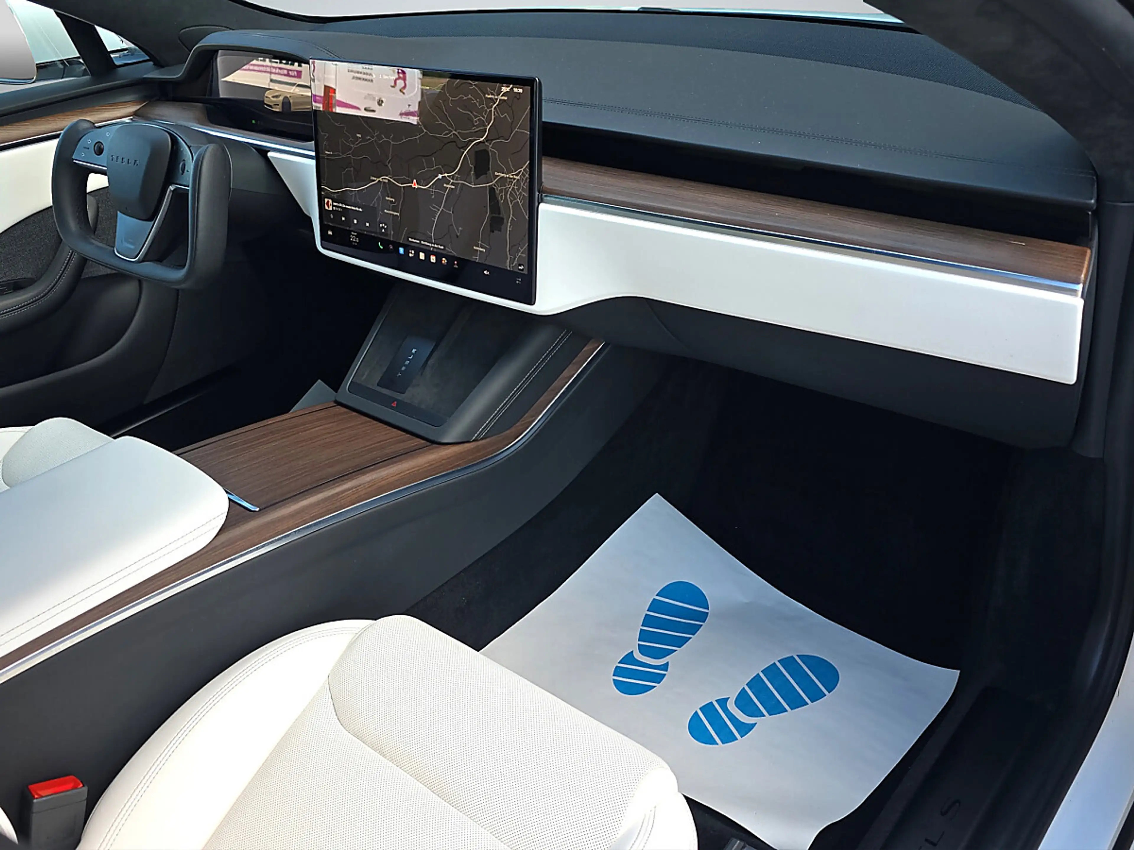 Tesla Model S Long R. AWD*EAP*AHV*GARANTIE* — photo 10