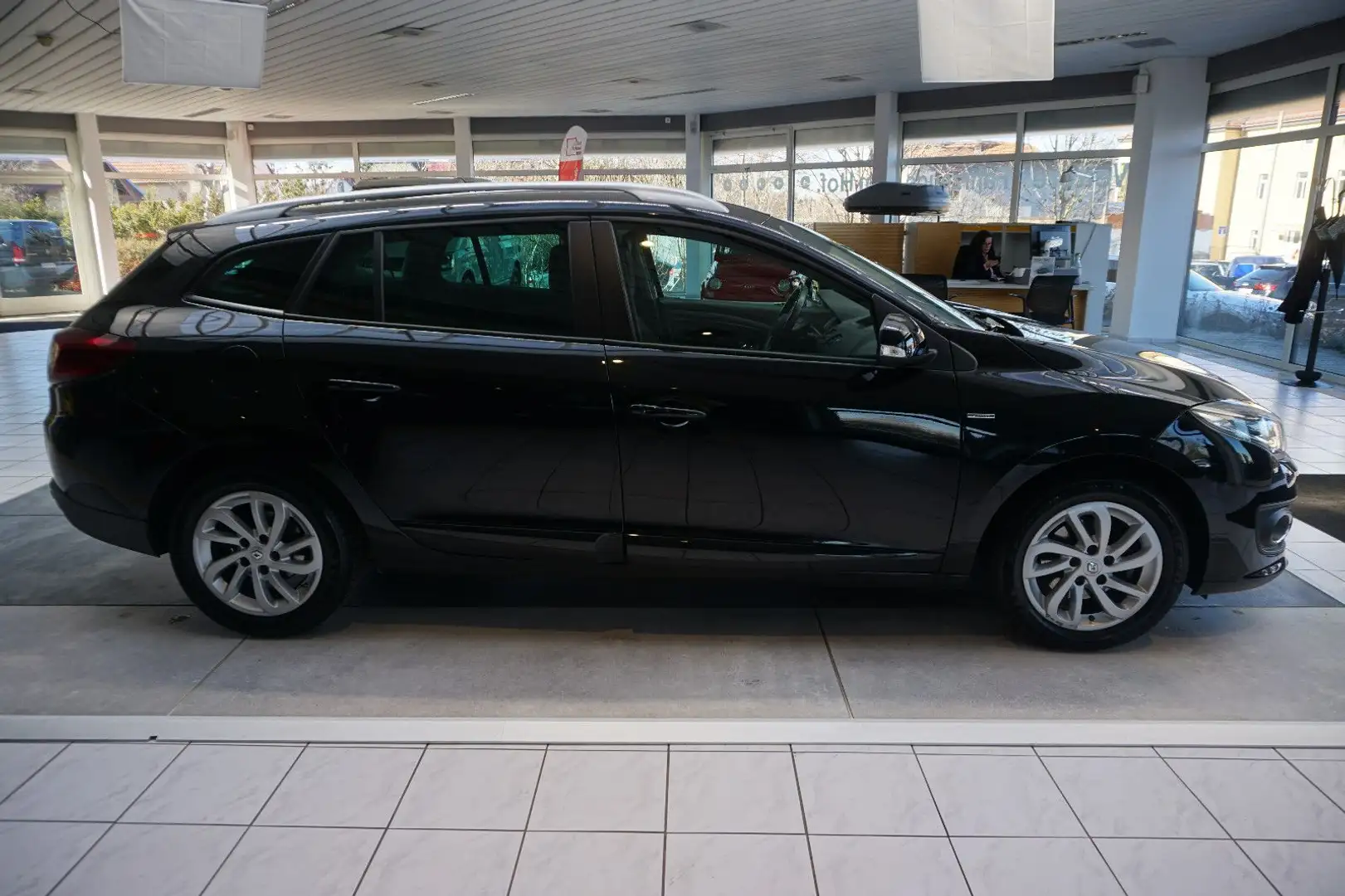 Renault Megane Grandtour Limited Energy NAVI, TEMPOMAT Schwarz - 2