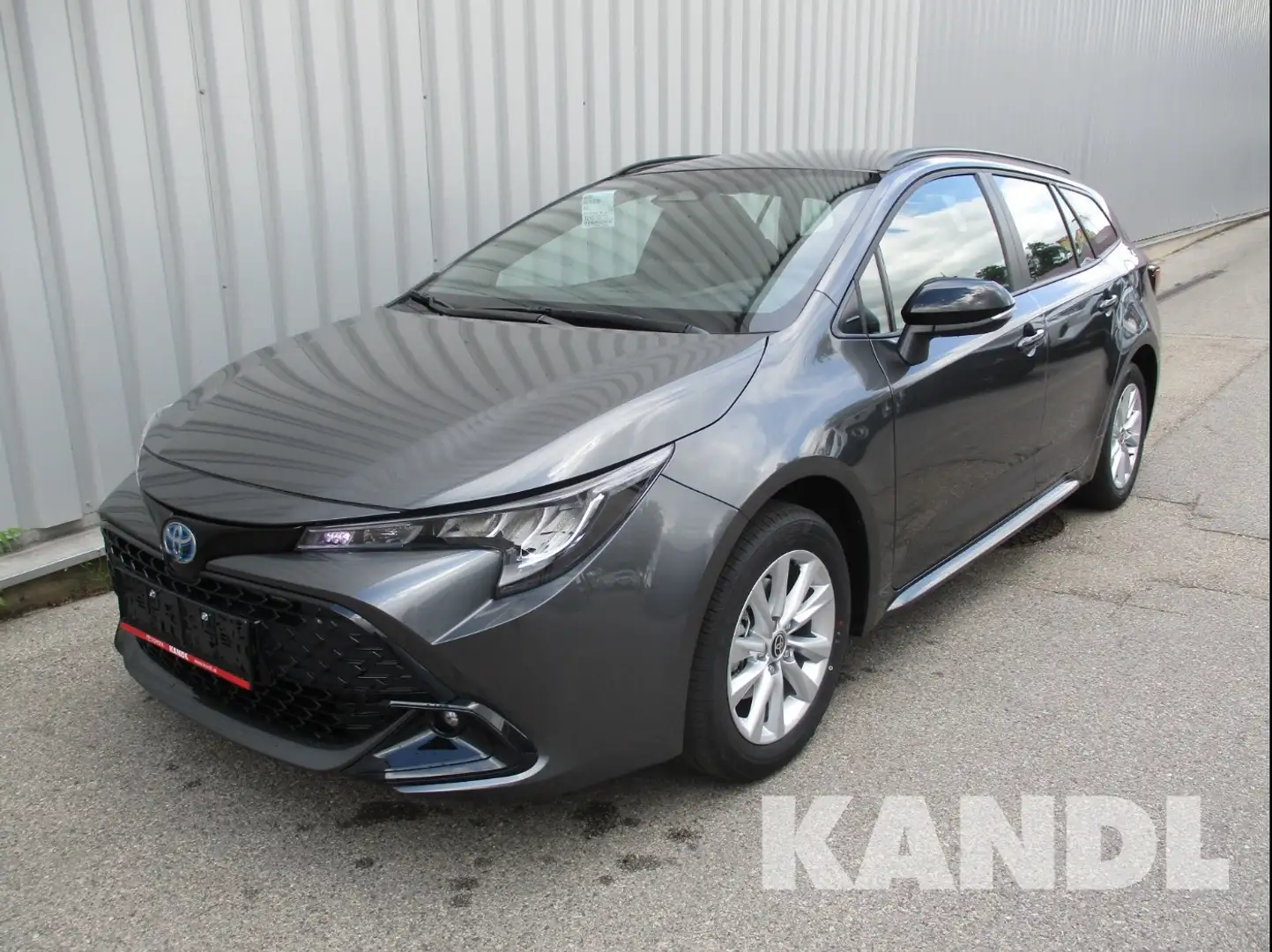 Toyota Corolla 1.8 Hybrid Touring Sports Active Grau - 1