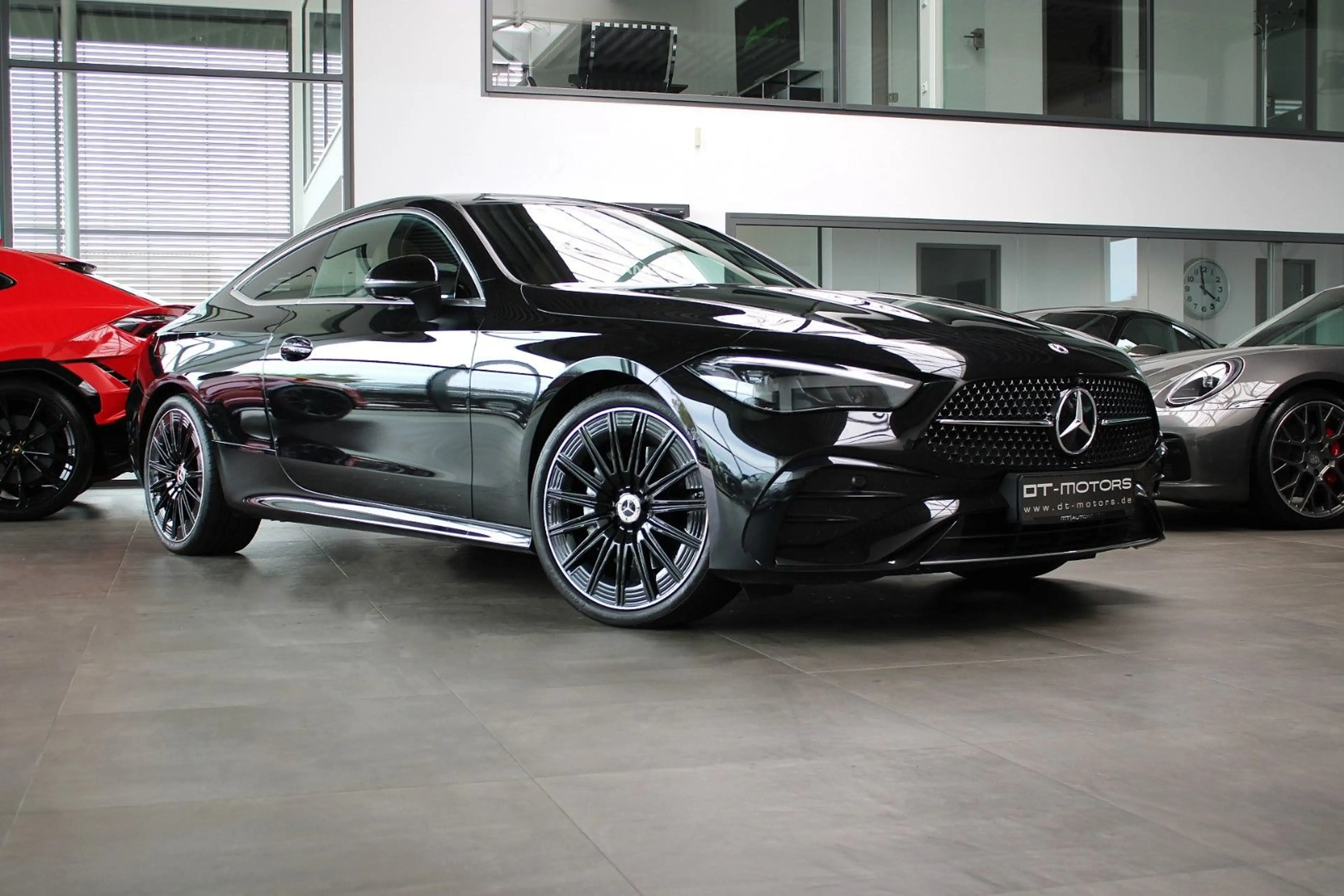 Mercedes-Benz CLE 200 COUPE AMG-LINE PLUS #PANO #LED #MBUX #20 — photo 6