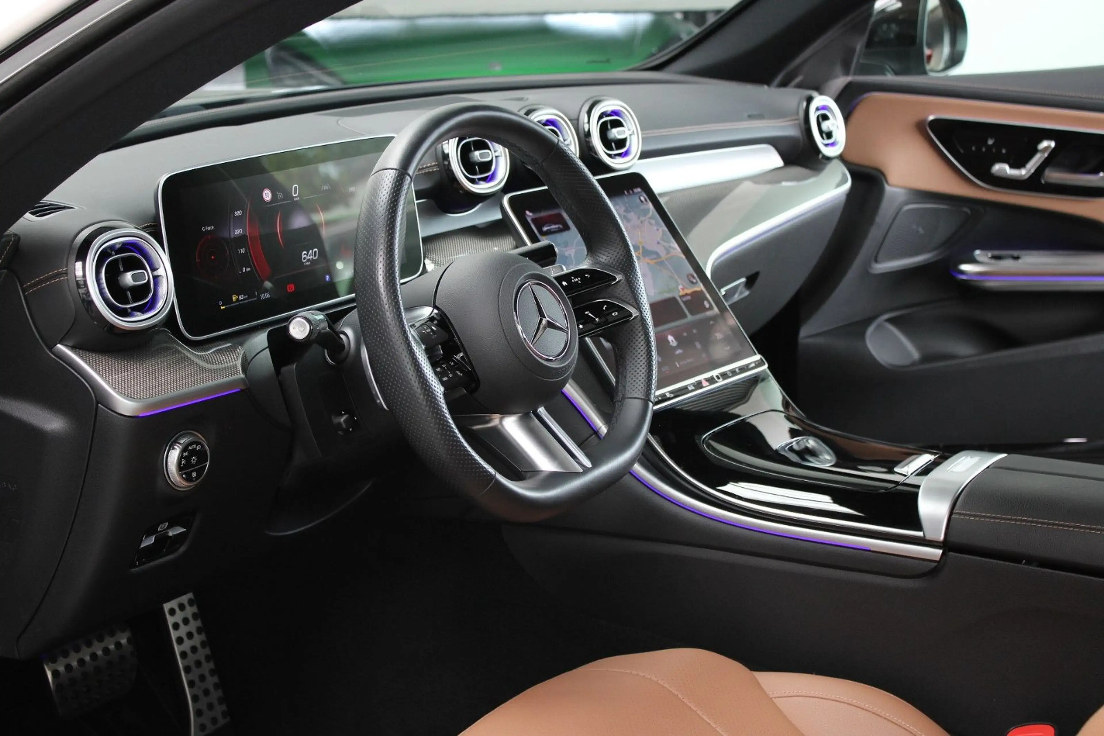 Mercedes-Benz CLE 200 COUPE AMG-LINE PLUS #PANO #LED #MBUX #20 — photo 2