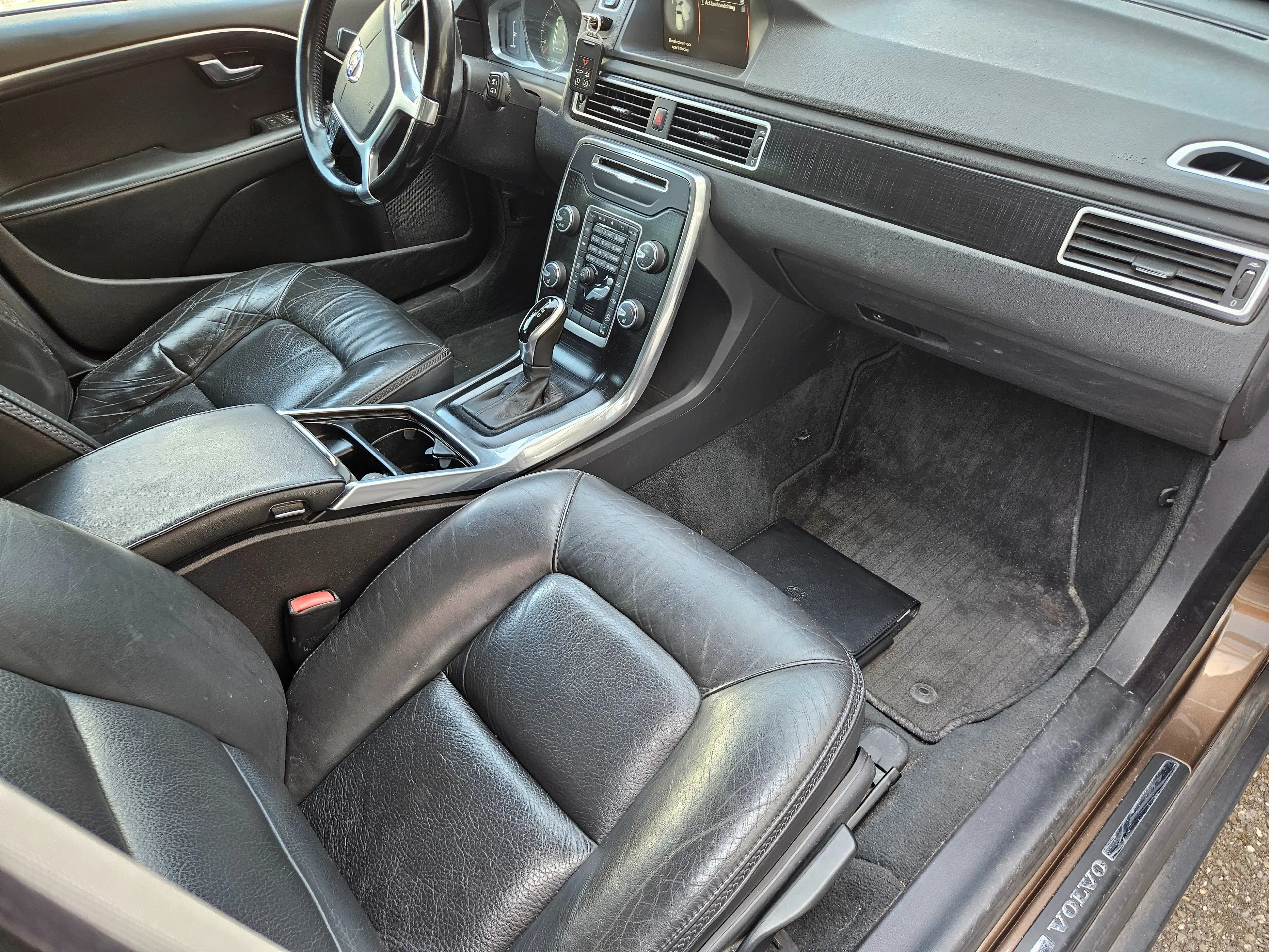 Volvo XC70 2.4 D4 AWD 5-Cilinder(163pk)Geartronic — photo 6