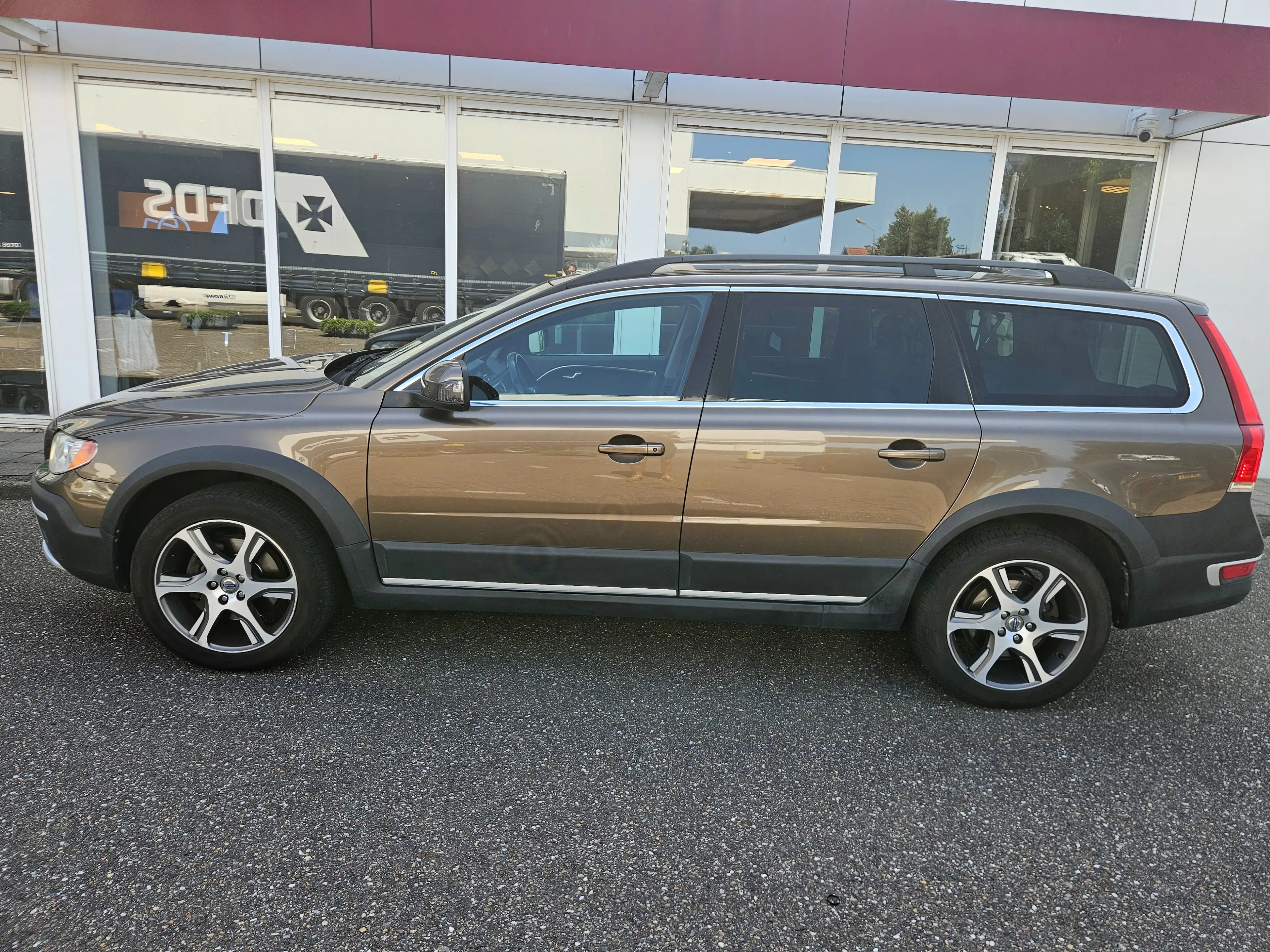 Volvo XC70 2.4 D4 AWD 5-Cilinder(163pk)Geartronic — photo 5