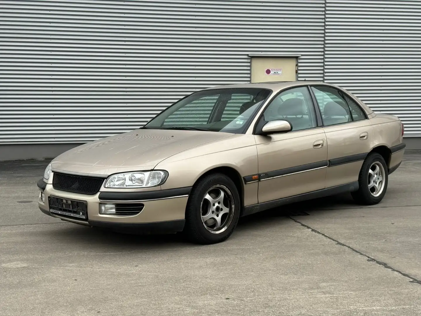 Opel Omega B Automatik Klima Gold - 1