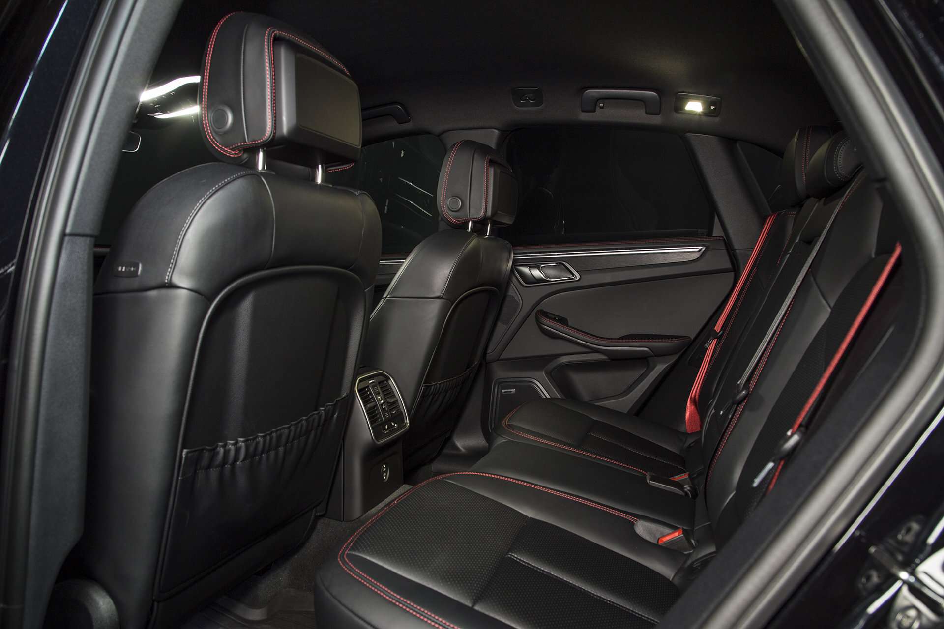 2025 Porsche Macan GTS | Full Body PPF thumb 23