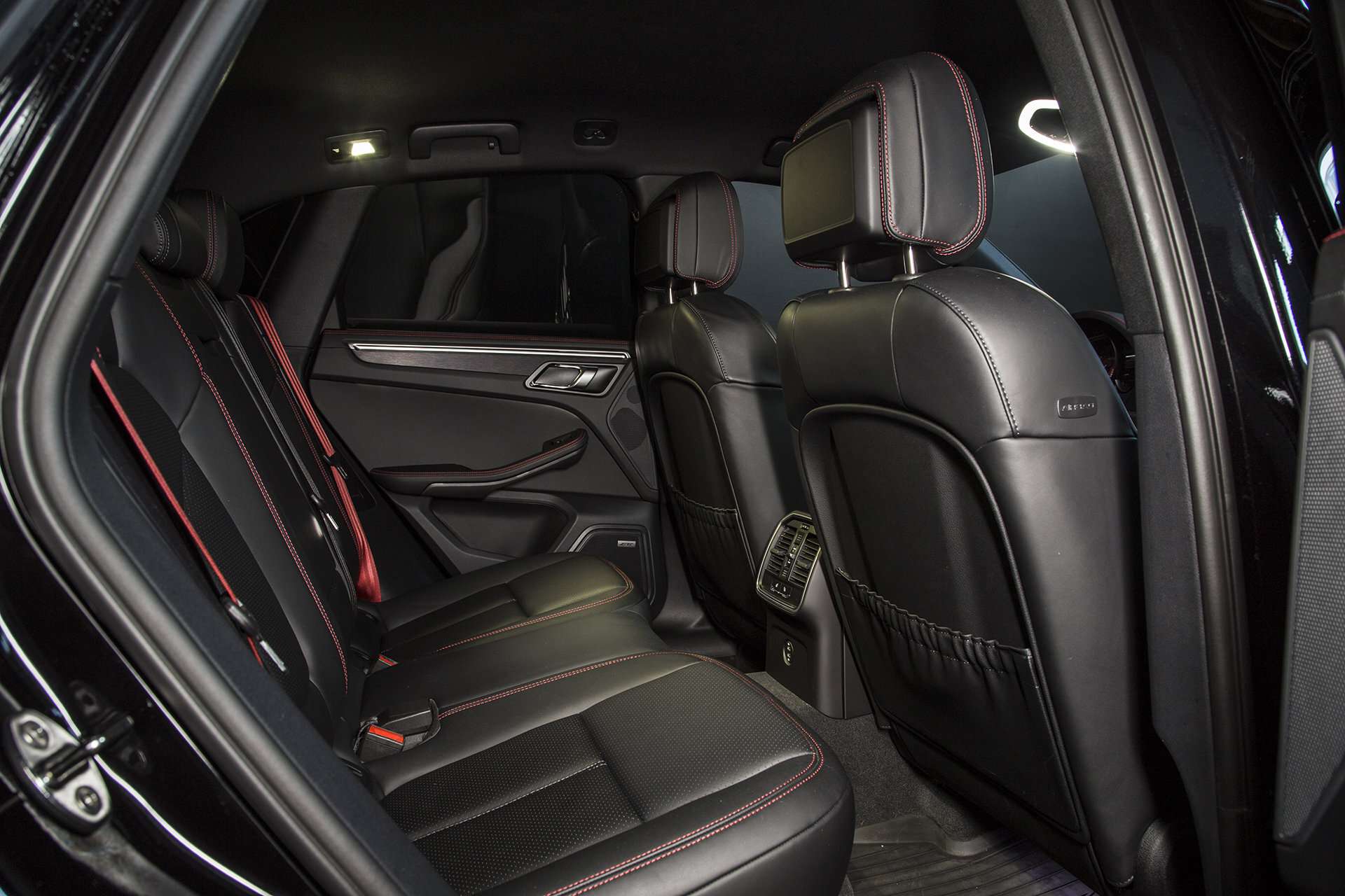 2025 Porsche Macan GTS | Full Body PPF thumb 25