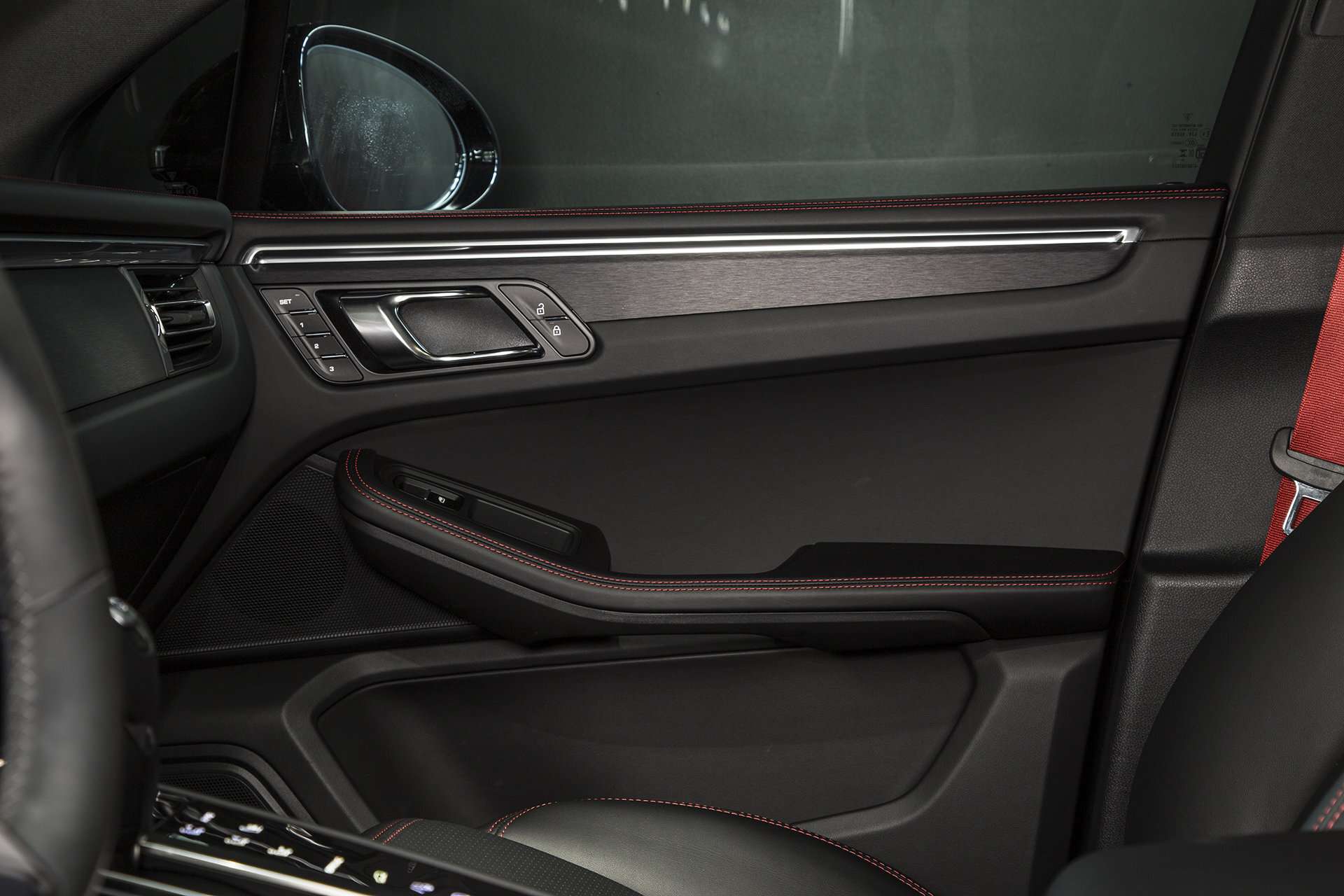 2025 Porsche Macan GTS | Full Body PPF thumb 22