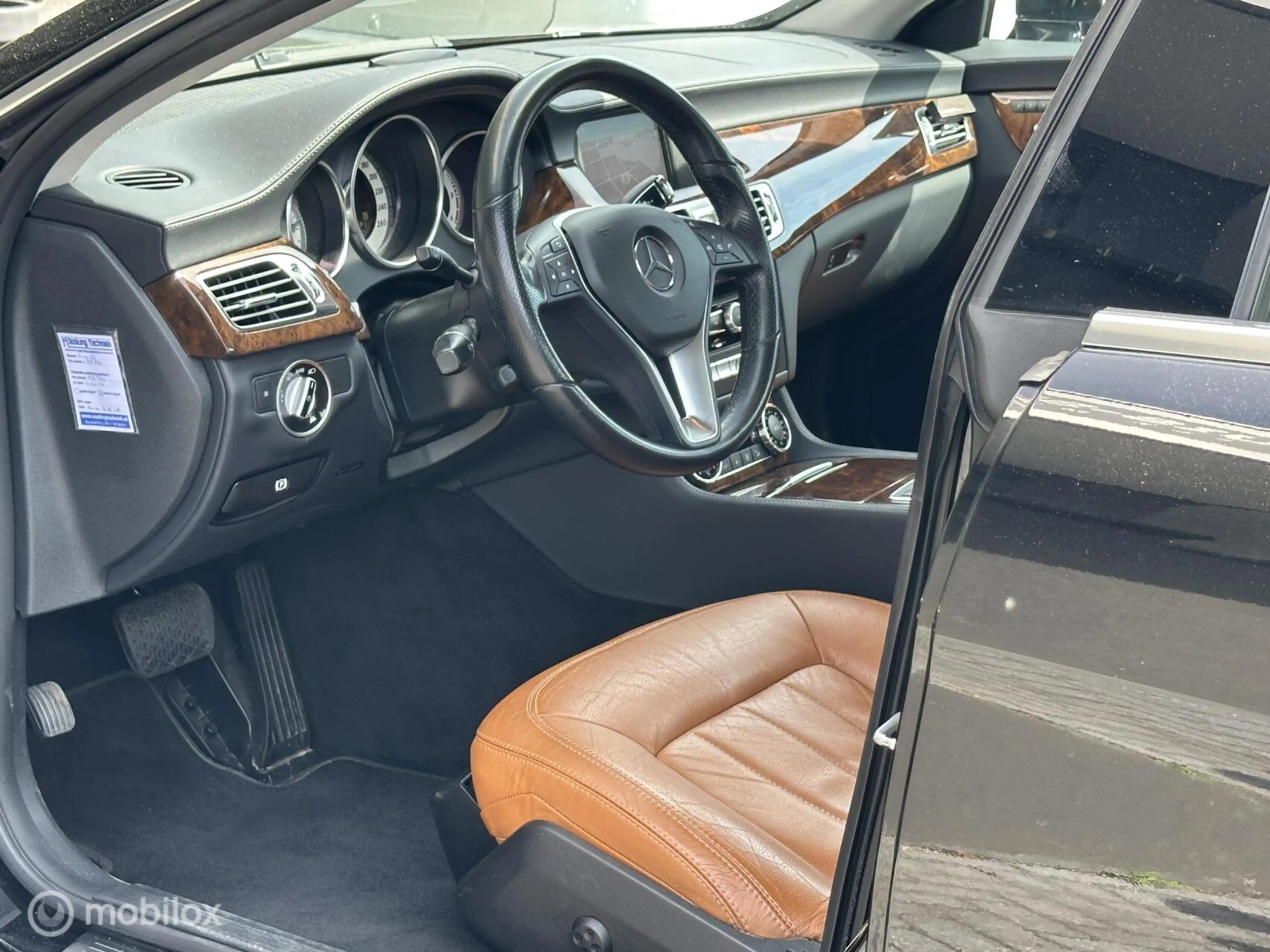 Mercedes-Benz CLS 250 CDI — photo 11