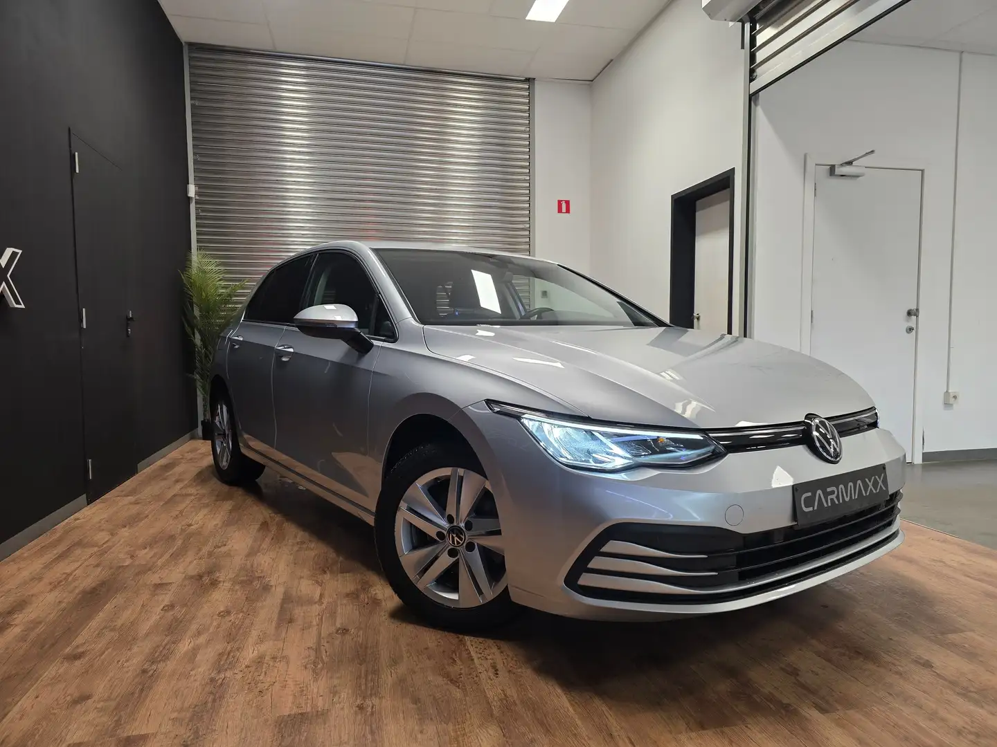 Volkswagen Golf Golf 2.0 SCR TDi Life DSG Zilver - 2