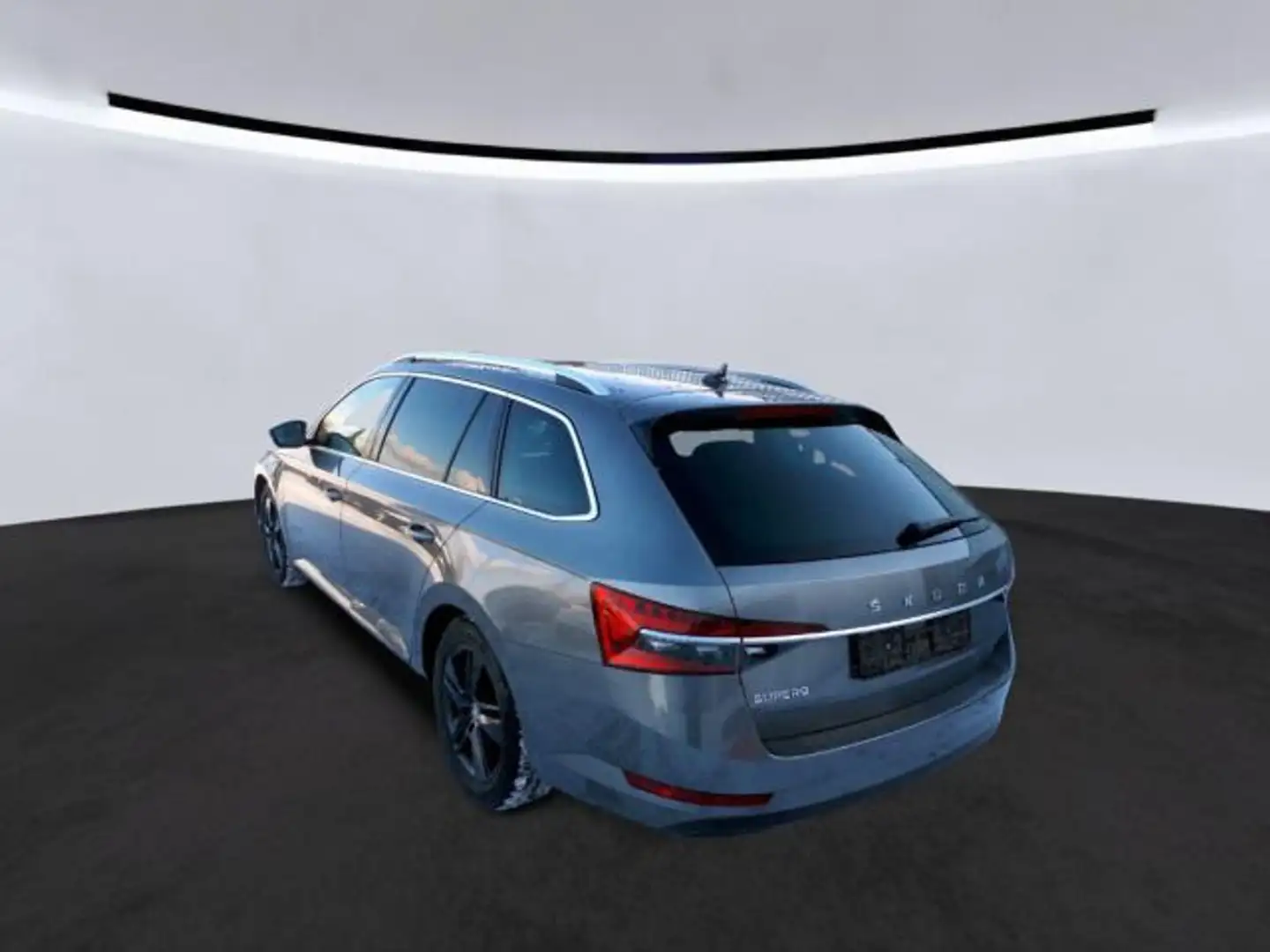 Skoda Superb Combi 2.0 TSI RFK*ACC*Virtual*AHK*Navi Grau - 2