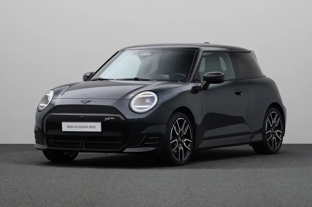 Mini John Cooper Works 2026 из Европы — купить под ключ