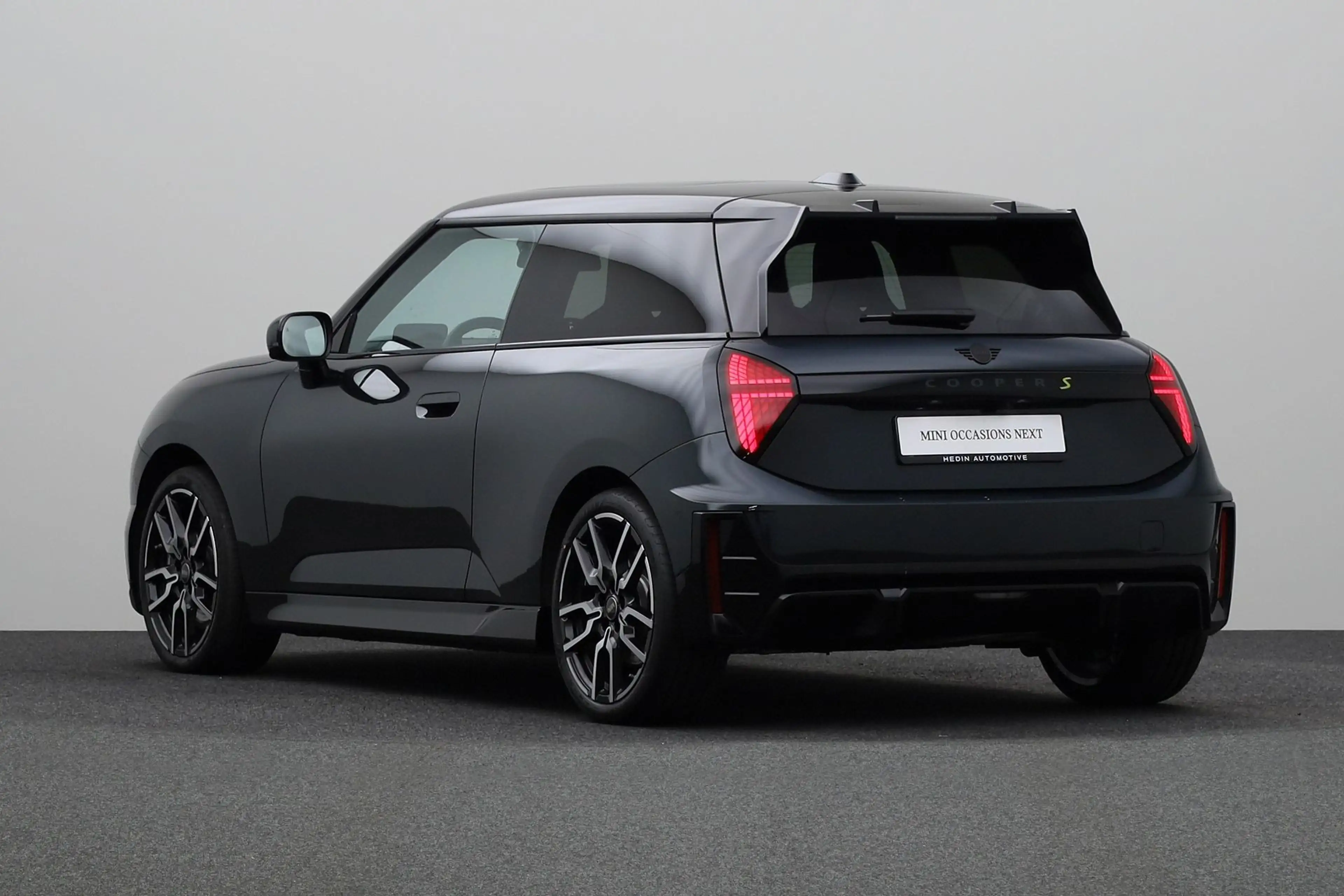 MINI John Cooper Works 3-Deurs SE Cooper L 54.2 kWh | Pakket L | Comfort — photo 13