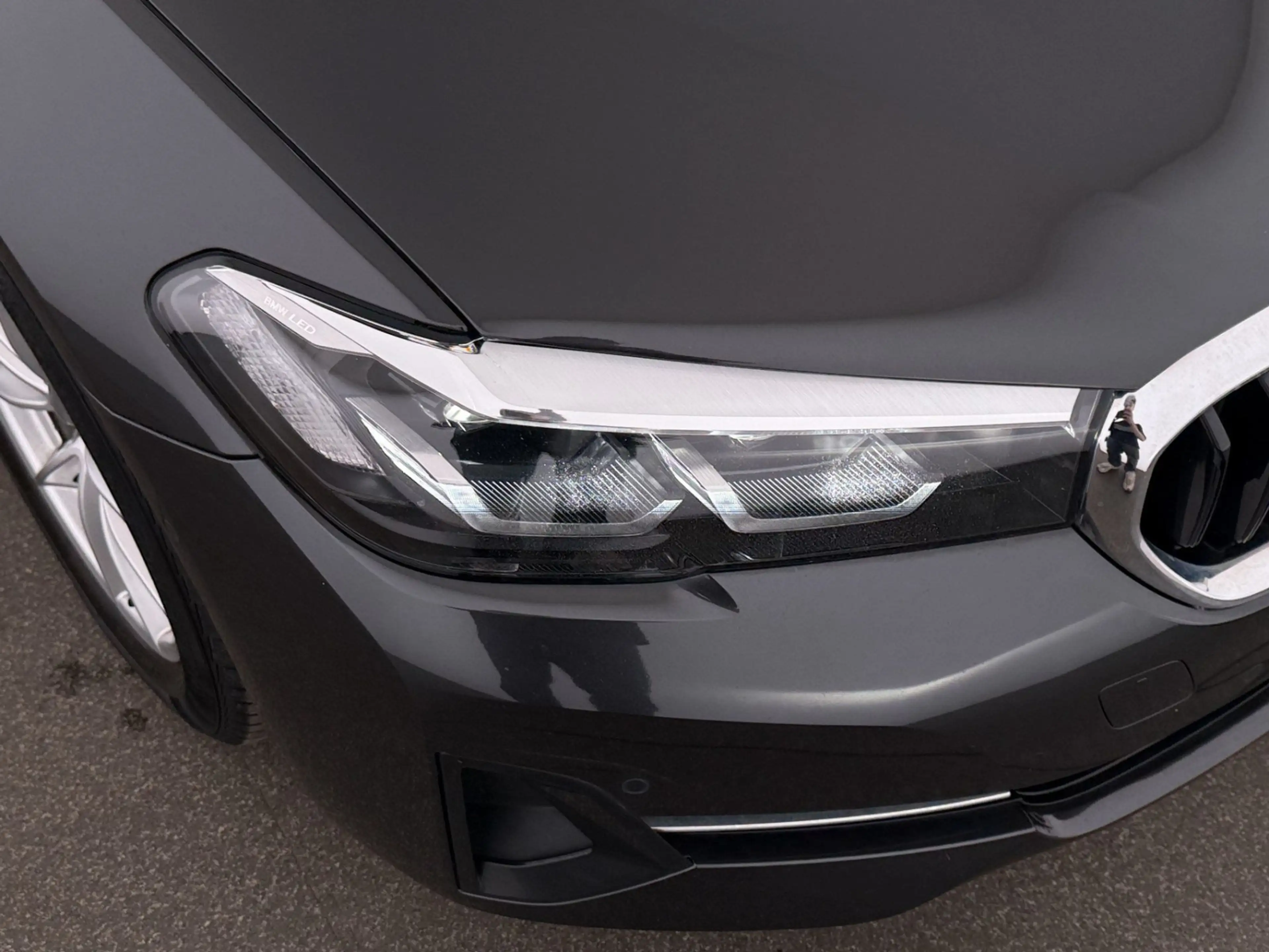 BMW 518 d Touring Aut LED AHK LEDER NAVI R-CAM SITZHZG — photo 12