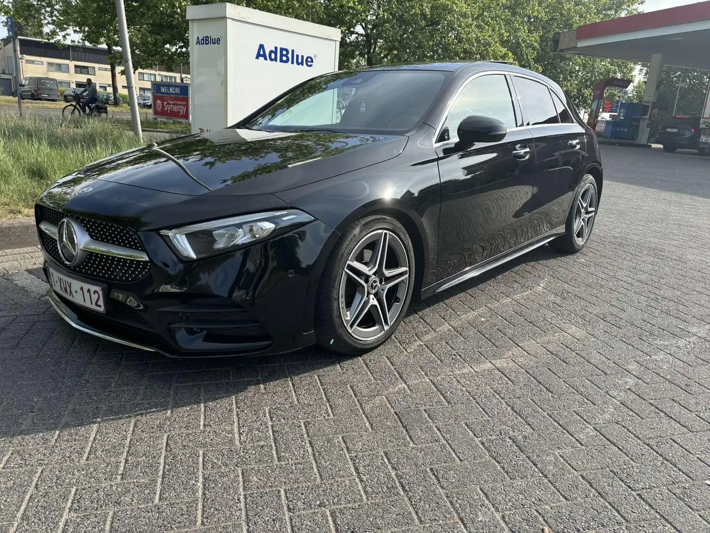 Mercedes-Benz A 180 d 7G-DCT AMG Line Zwart - 1