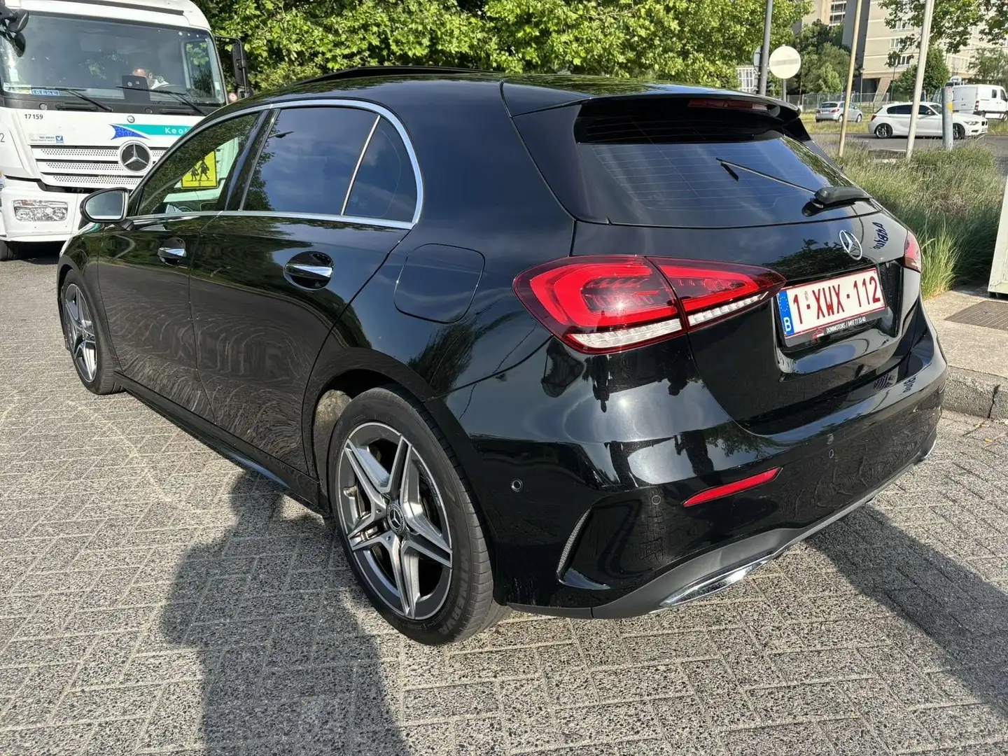 Mercedes-Benz A 180 d 7G-DCT AMG Line Zwart - 2