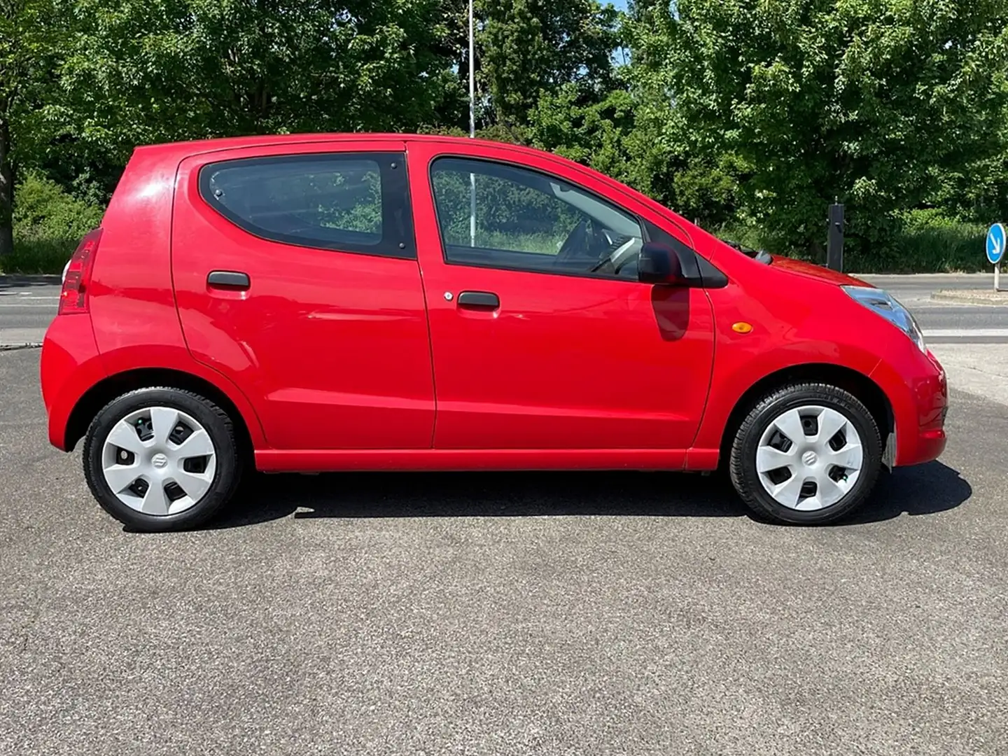 Suzuki Alto 1.0 * ZV mit FUNK * 5 TÜREN * KLIMA Rojo - 1