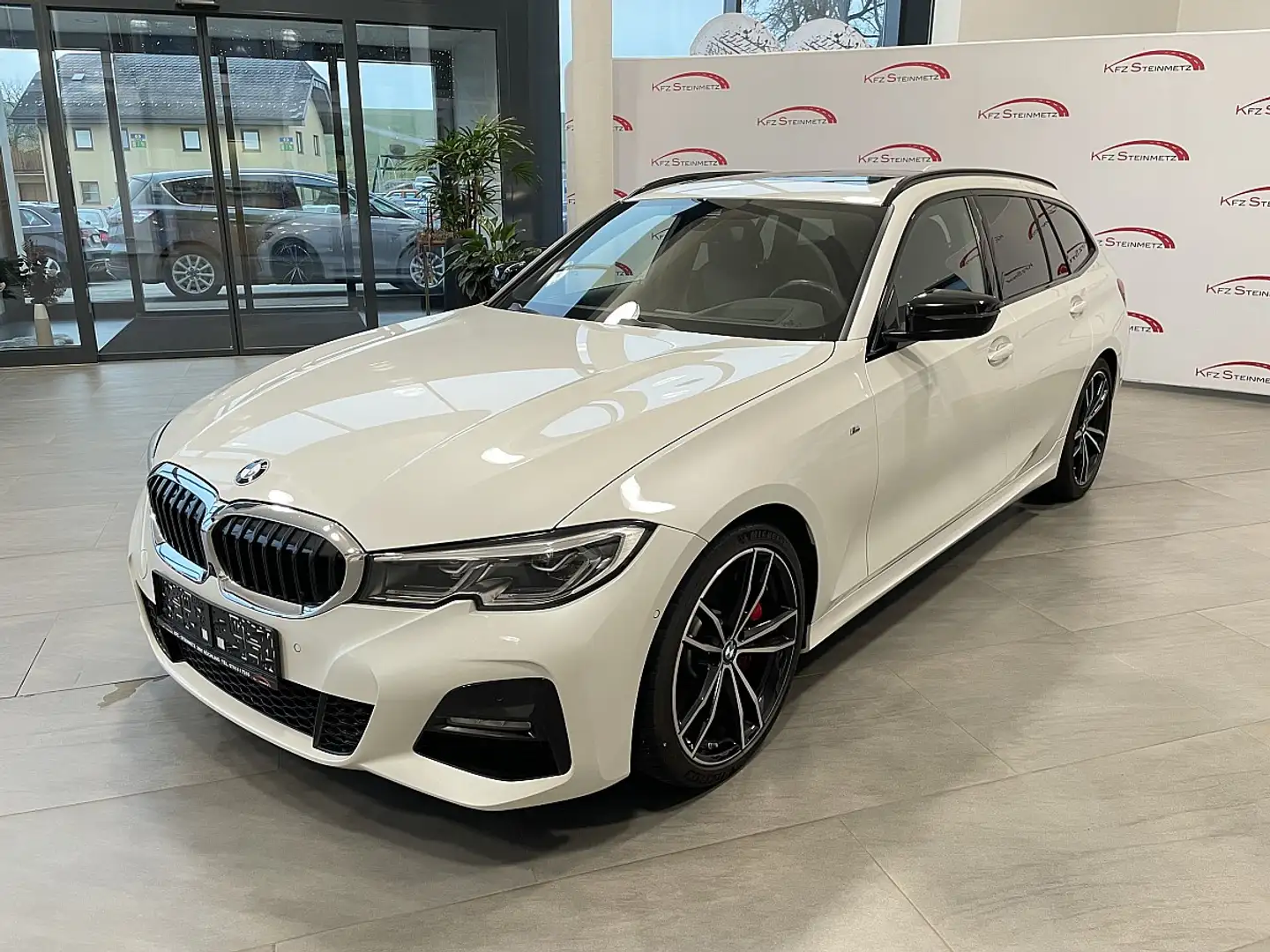 BMW 318 d Touring, M Sport, Pano, HUD, Laser, 360 Grad,... Weiß - 1