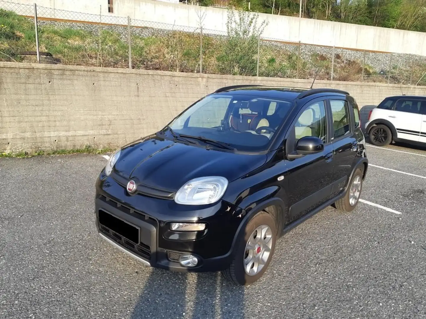 Fiat 133 Panda 1.3 mjt 16v Adventure 4x4 Siyah - 1
