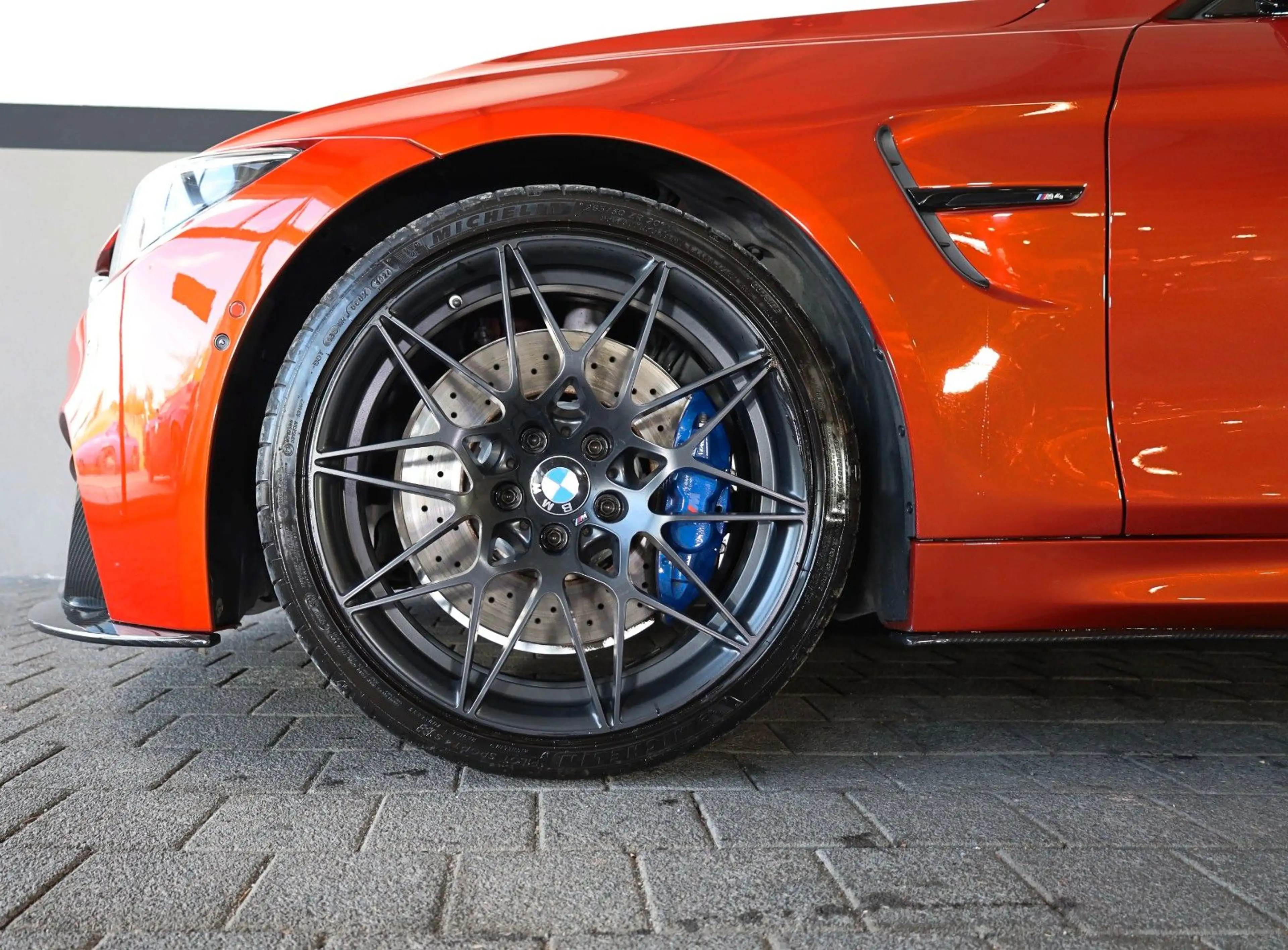 BMW M4 Competition Cabrio/360*/HUD/APPLE/HK/SHZ/R20 — photo 4
