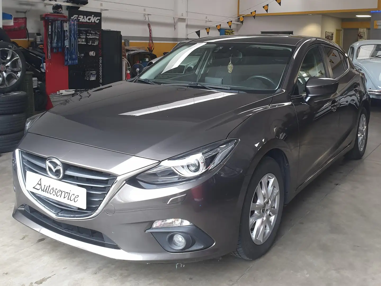 Mazda 3 3 III 2013 5p 1.5 Evolve 100cv Gris - 2