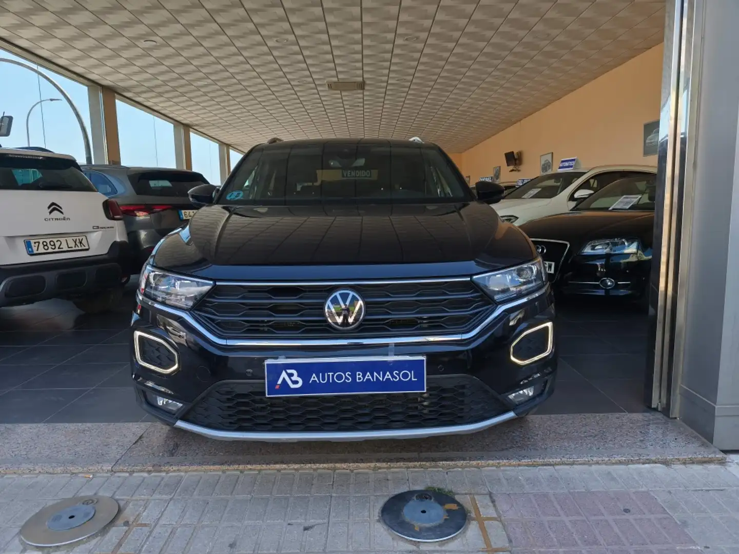 Volkswagen T-Roc 1.5 TSI Sport DSG7 Negro - 1