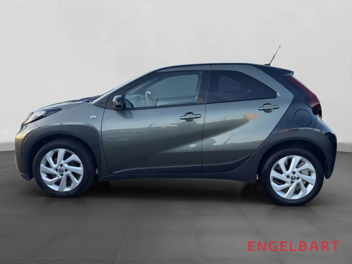 Toyota Aygo X Pulse CarPlay Sitzheizung Tempomat ACC Apple CarPl Grün - 2