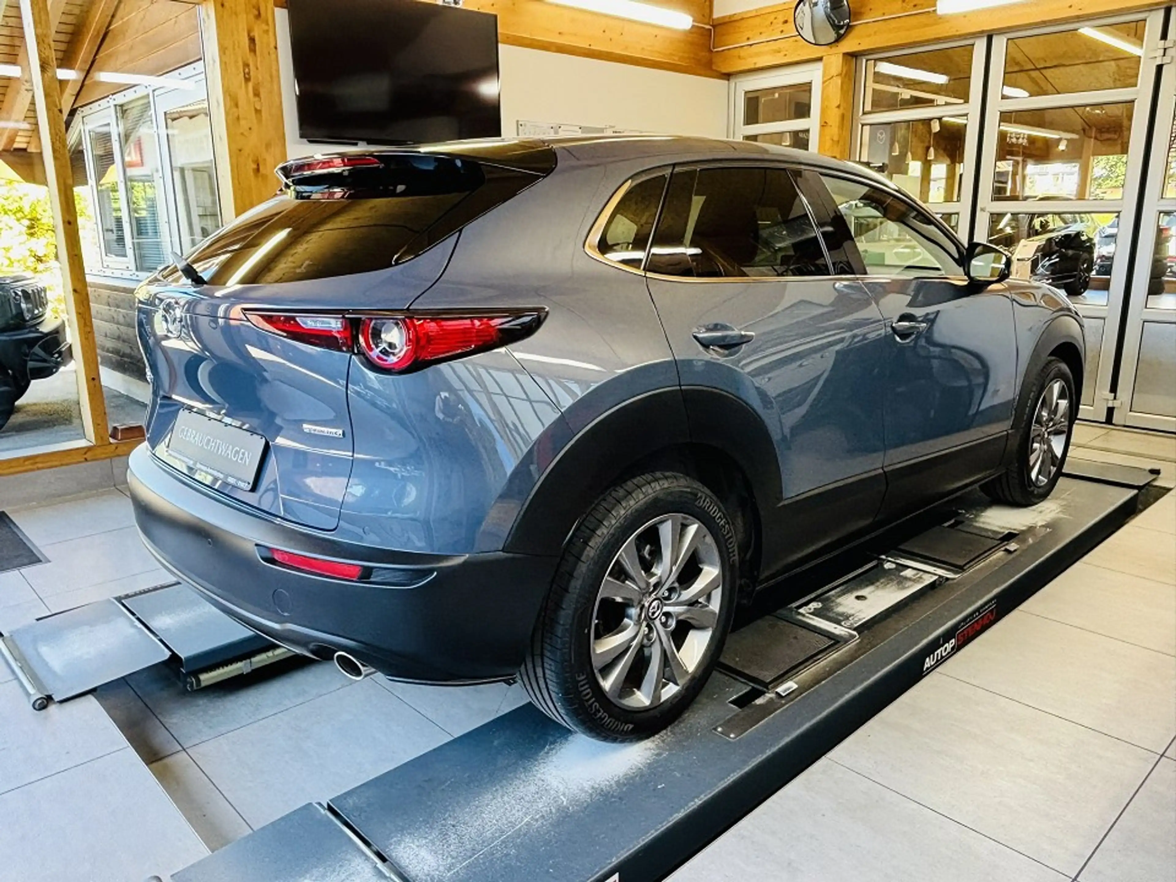 Mazda CX-30 5WGN 2.0L e-SKYACTIV G 150ps 6AT FWD Exclusive-lin — photo 3