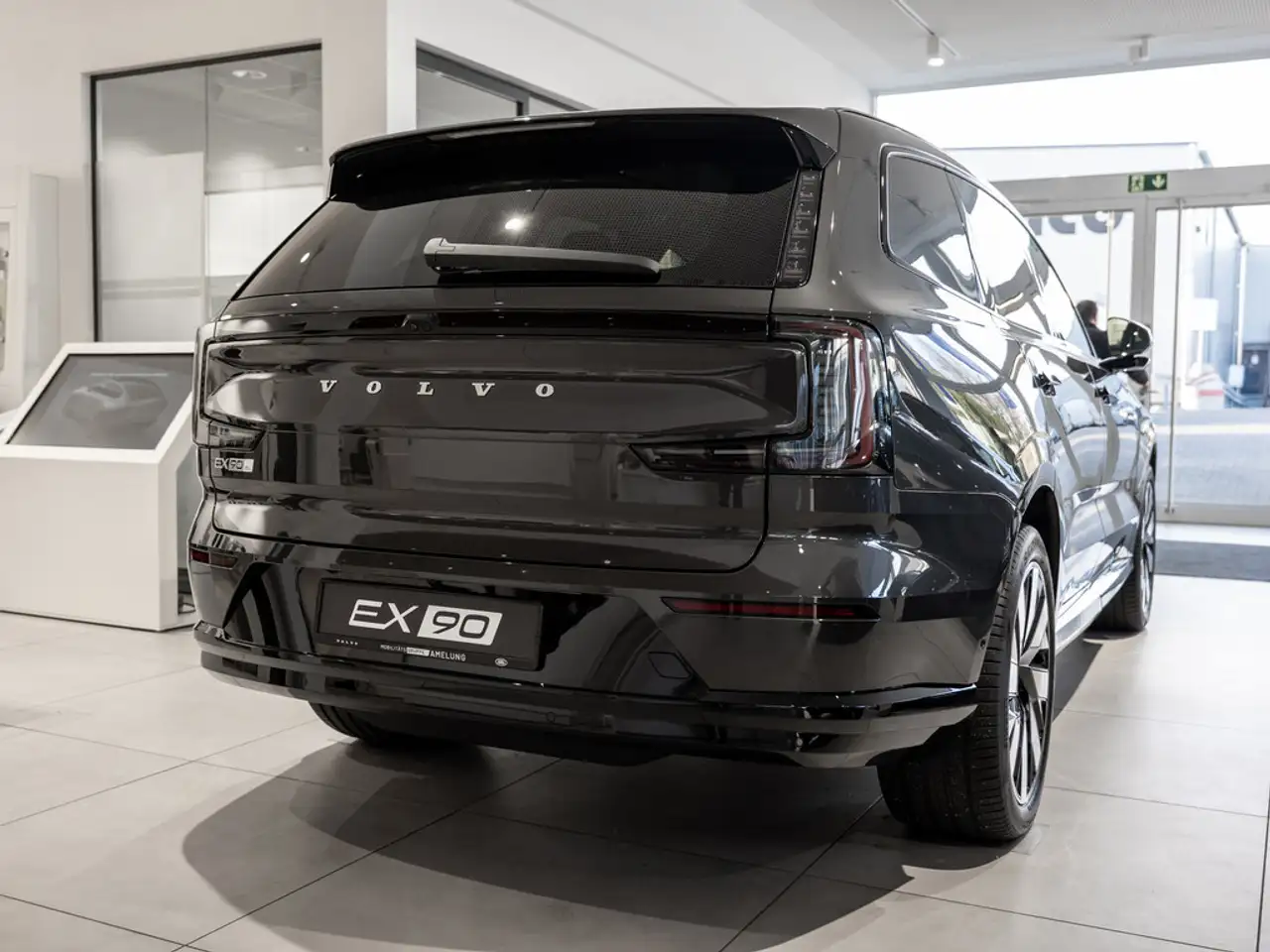 Volvo EX90 2026