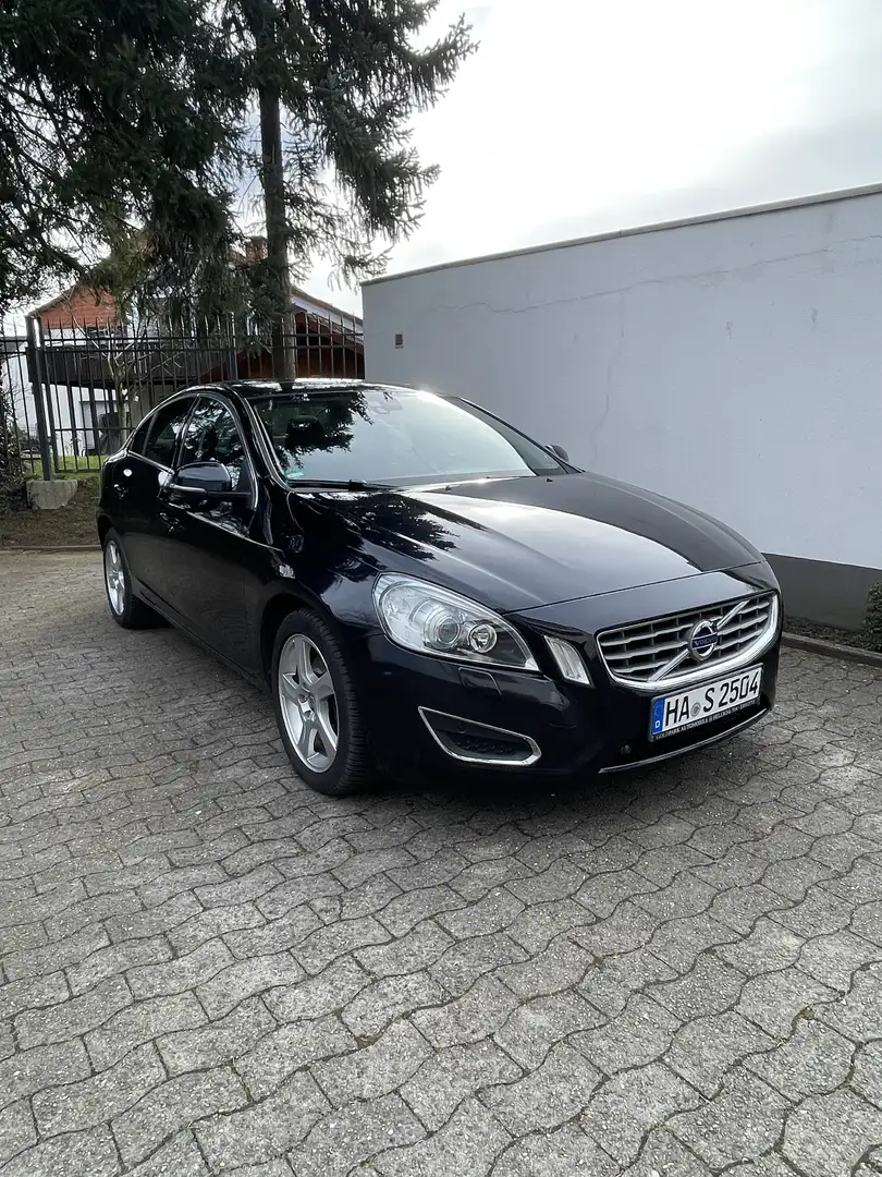 Volvo S60 S60 D3 Geartronic Summum, HU AU neu, Insp. neu! Noir - 1
