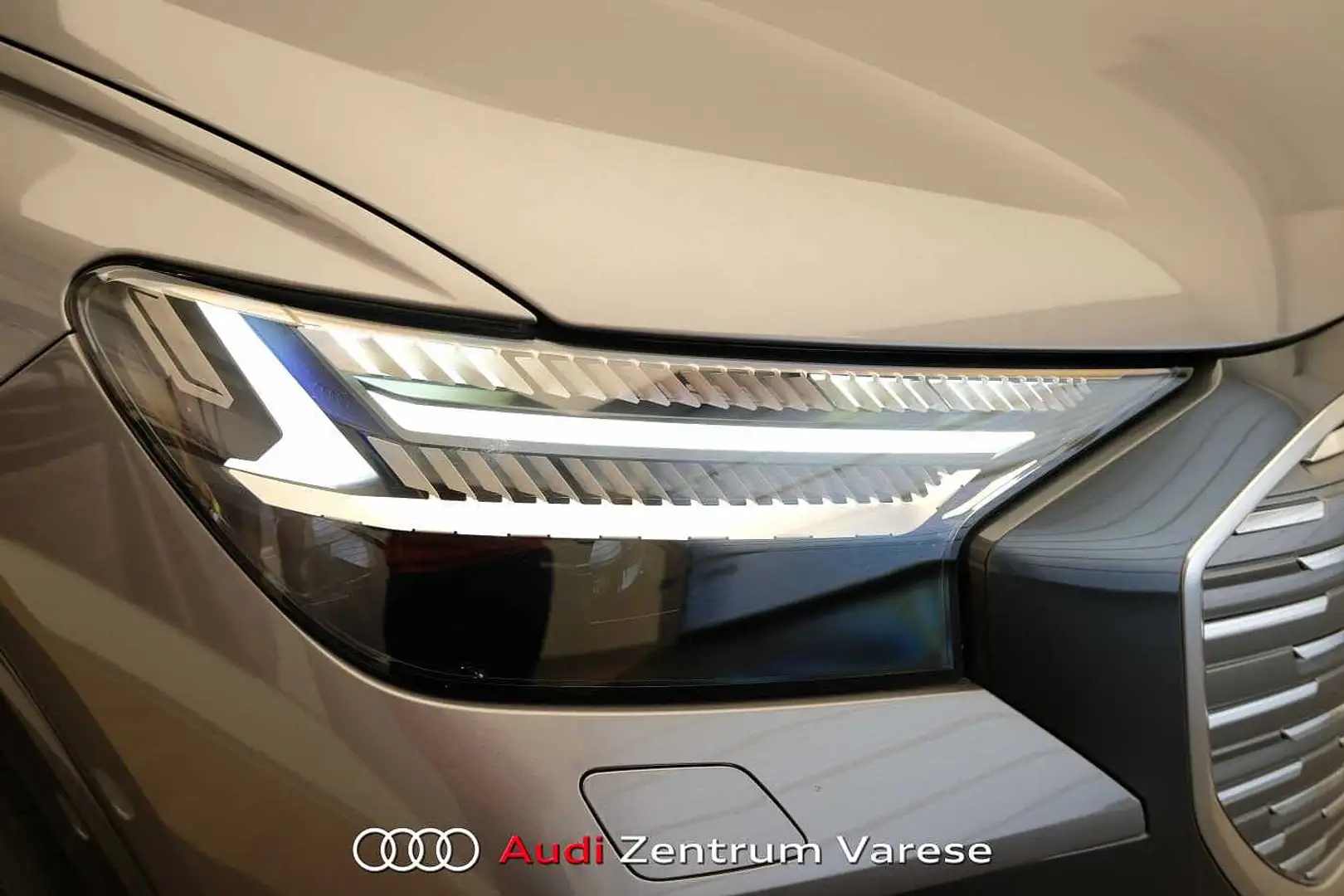 Audi Q4 e-tron 45 286CV Sline Grigio - 2
