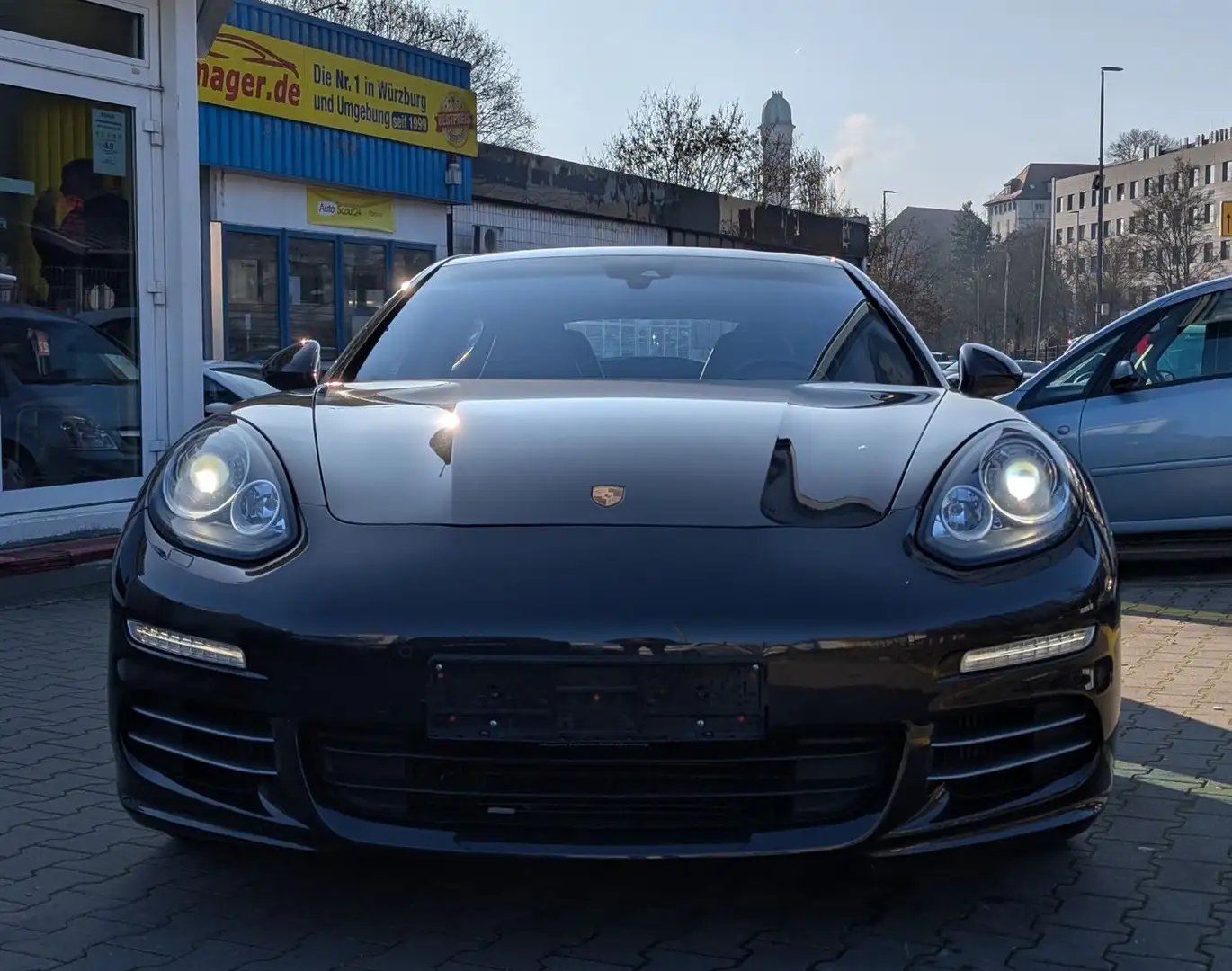 Porsche Panamera 3.0 4S*2.Hd*ACC*BiXen*RKam*SH*SD*Luft Braun - 2