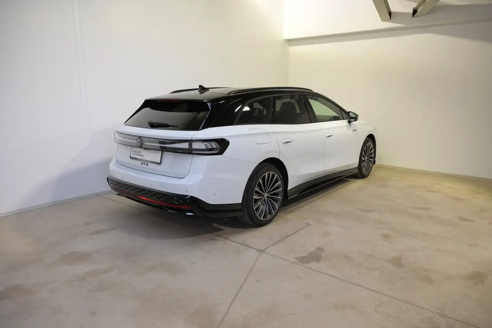 Volkswagen ID.7 Tourer GTX 4MOTION 250 kW Business Weiß - 2