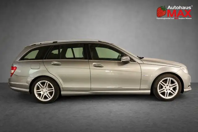 Mercedes-Benz C Class view 7