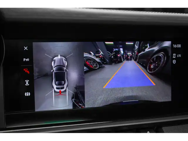 Porsche 992 view 10