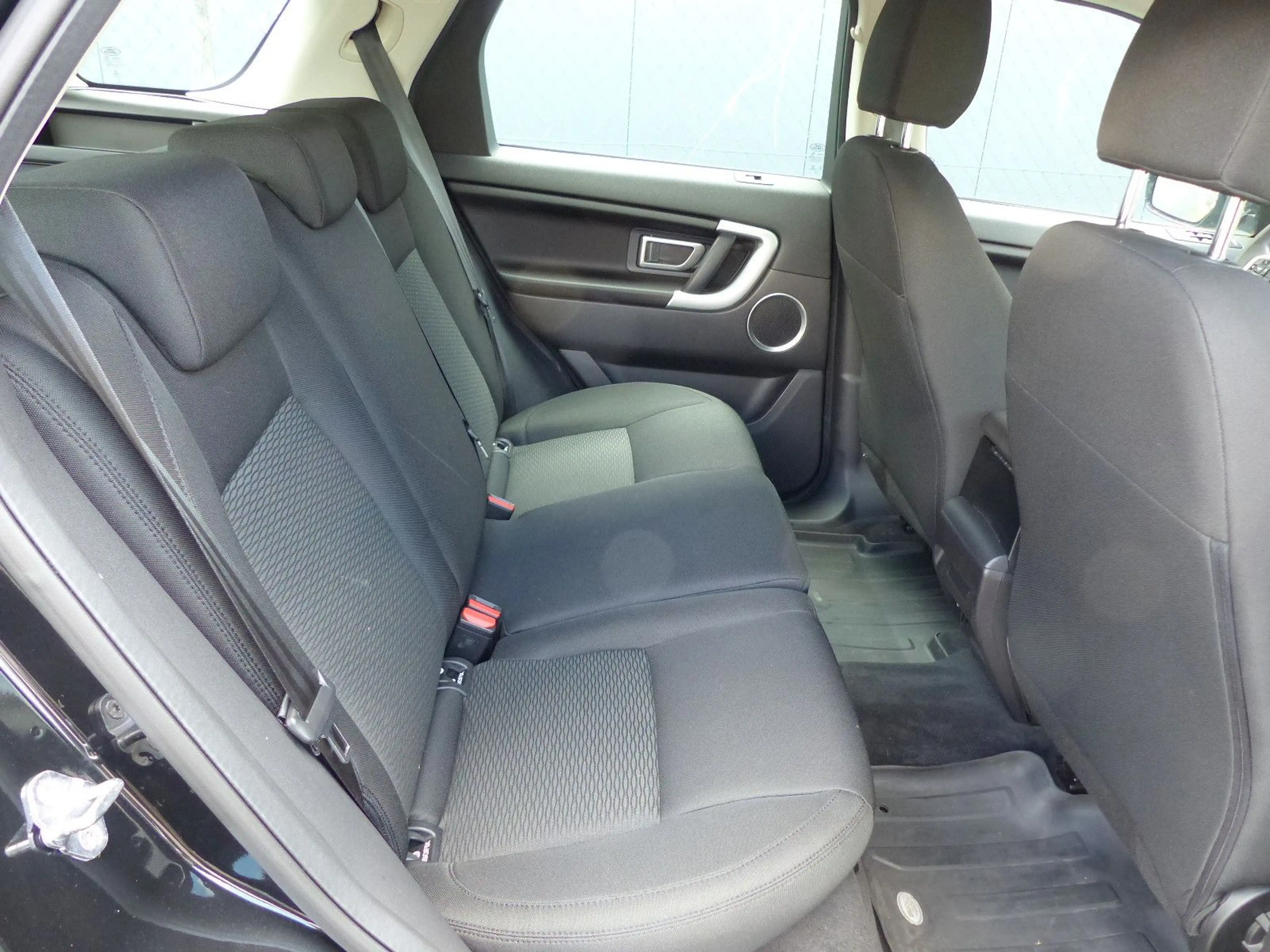 Land Rover Discovery Sport 4WD Klima/PDC/Sitzheiz/Bluet/1Hd — photo 7