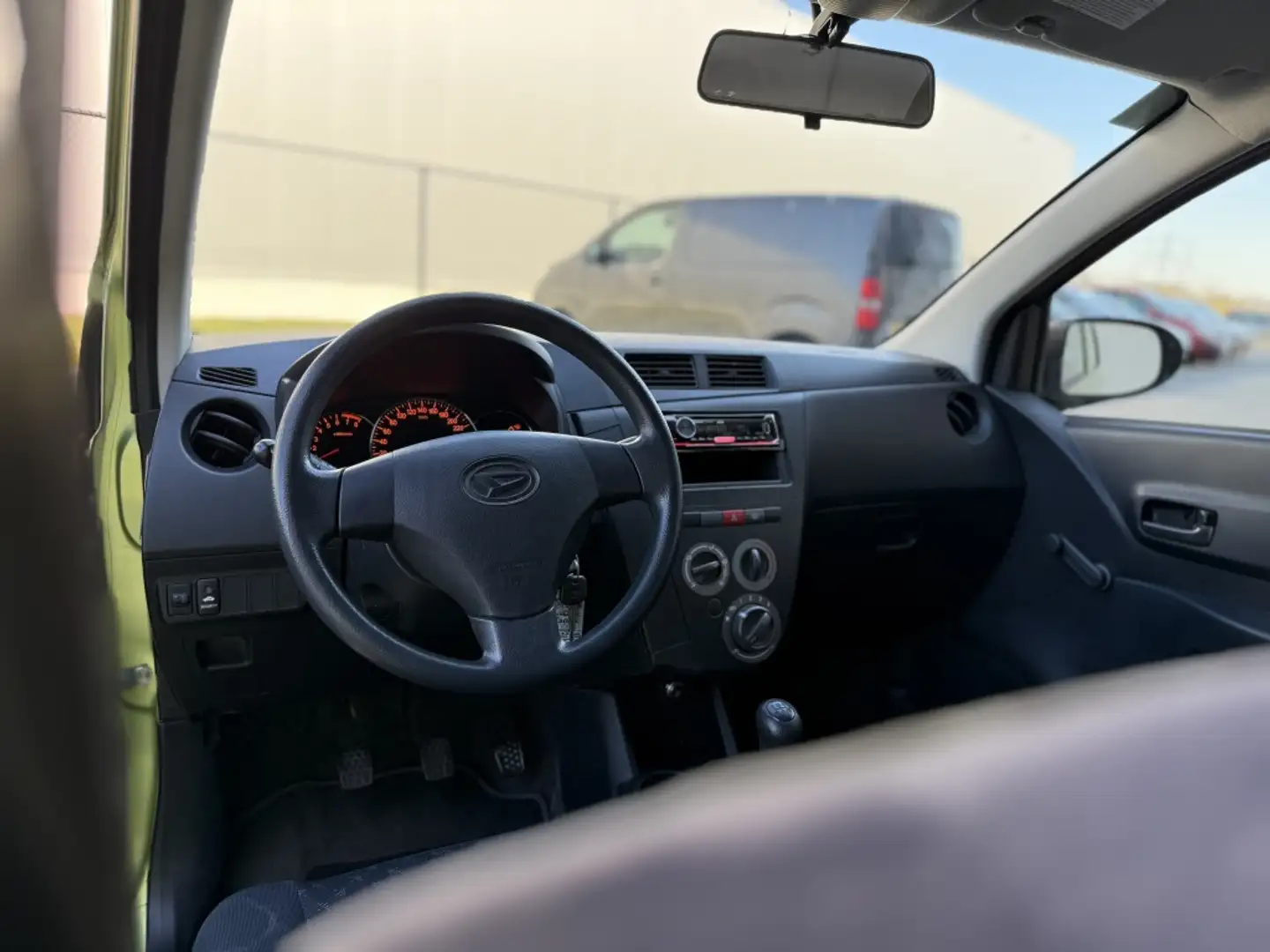 Daihatsu Cuore 1.0 Clever New APK BT NAP Verde - 2
